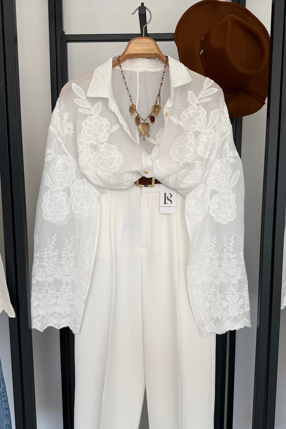 Luka Nakışlı Premium Gömlek Ekru