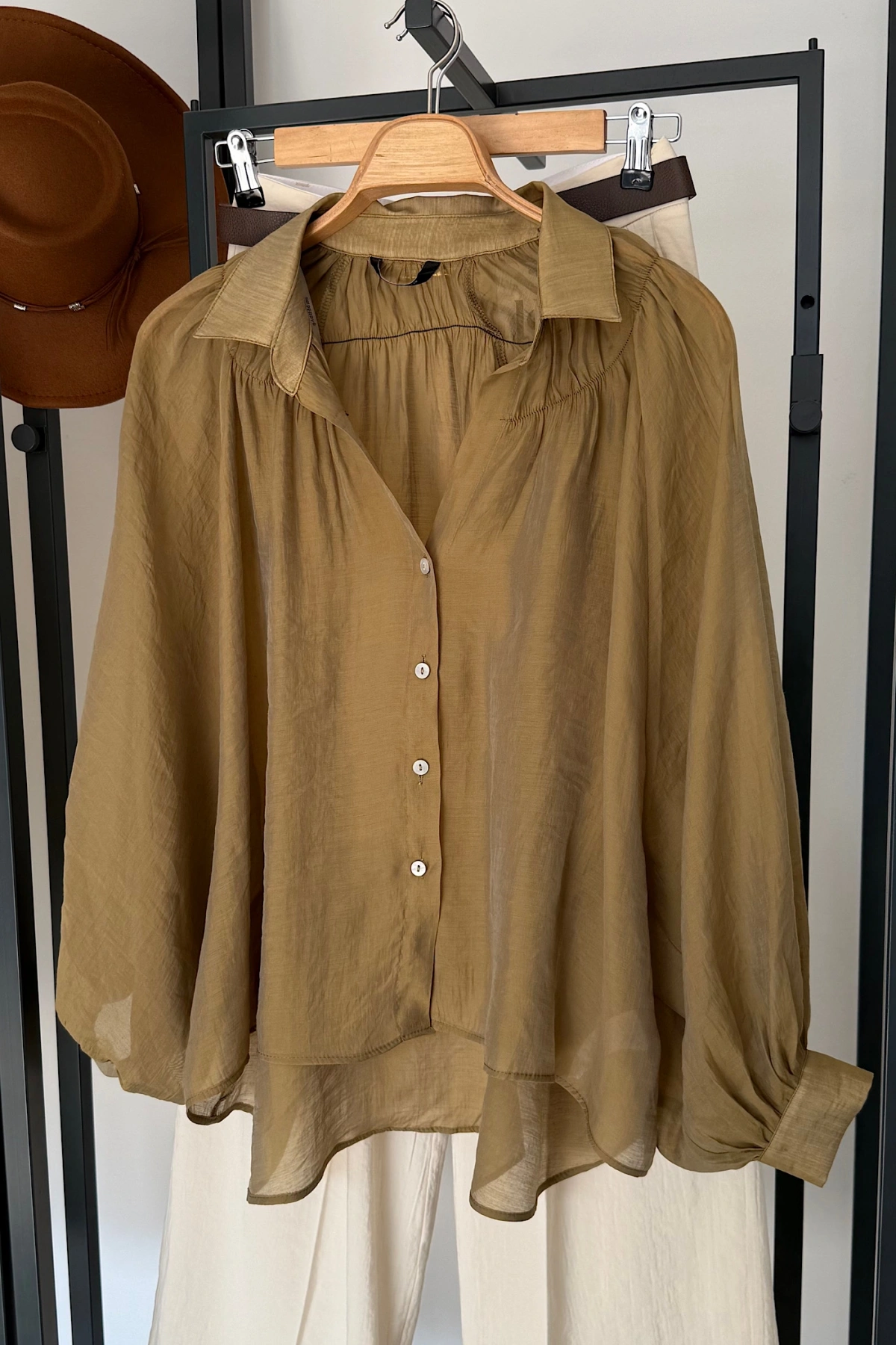 Balon Kol Dökümlü Gömlek Olive