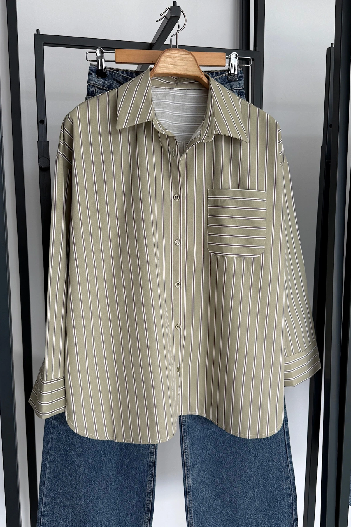 Oversize Çizgili Cepli Gömlek Açık Yeşil
