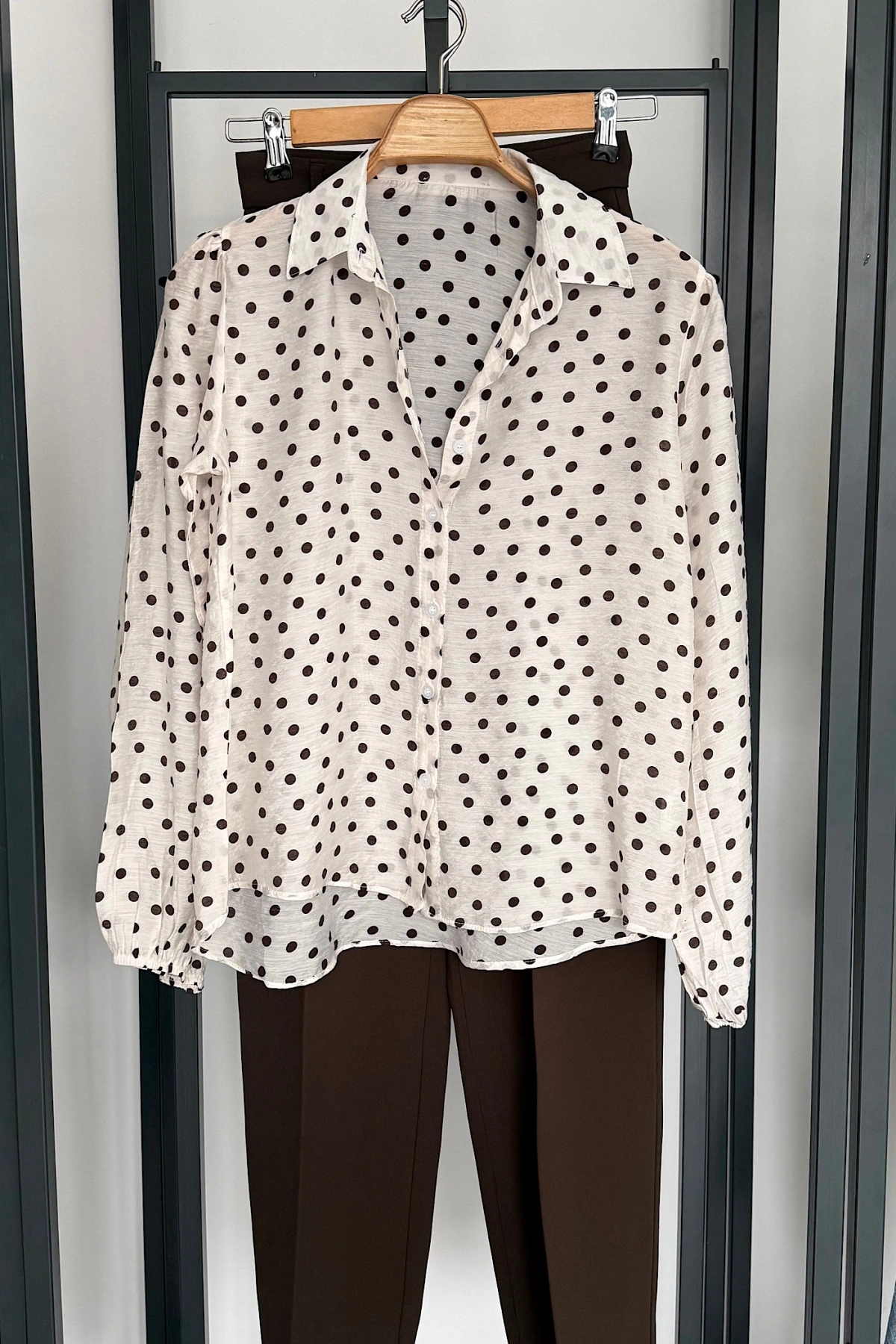 Puantiyeli Transparan Gömlek Krem