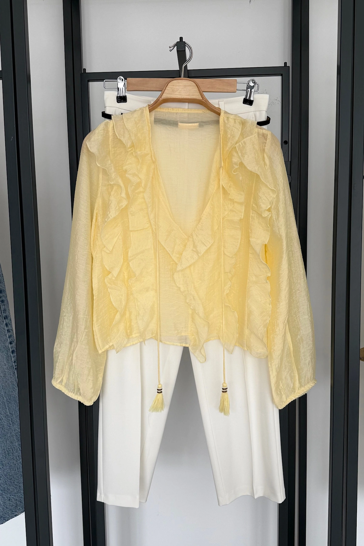 Fırfırlı Bağlamalı Gömlek Sarı