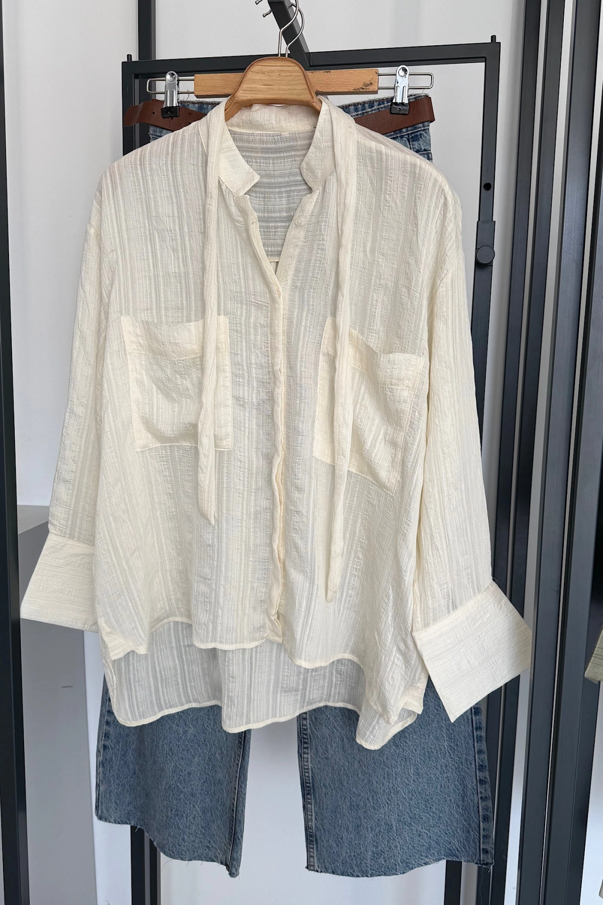 Kuşaklı Modal Gömlek Ekru