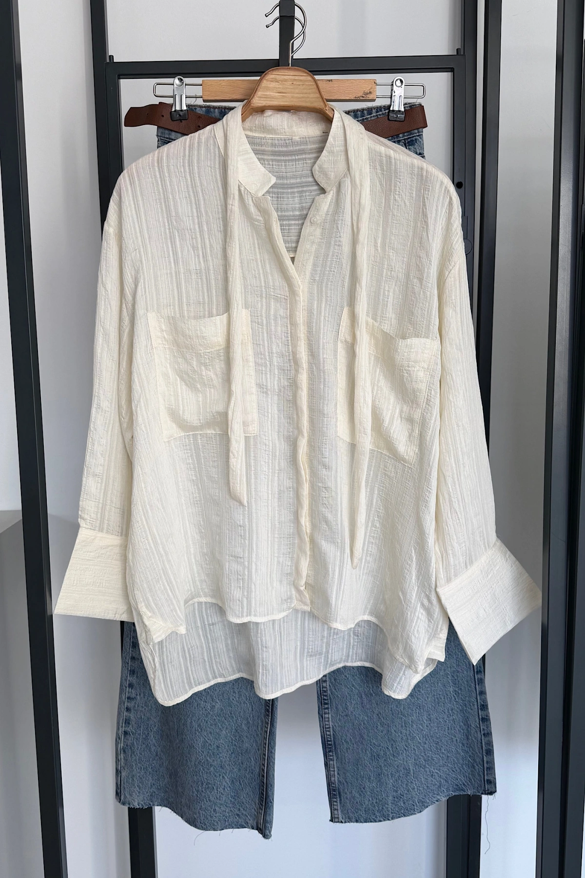 Kuşaklı Modal Gömlek Ekru