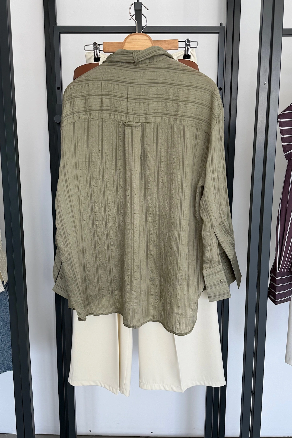 Kuşaklı Modal Gömlek Haki