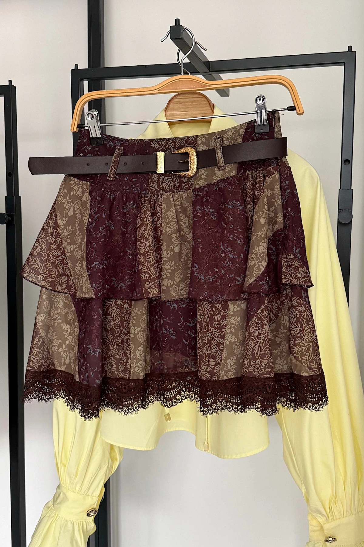 Etek Ucu Dantelli Kat Kat Etek Yeşil