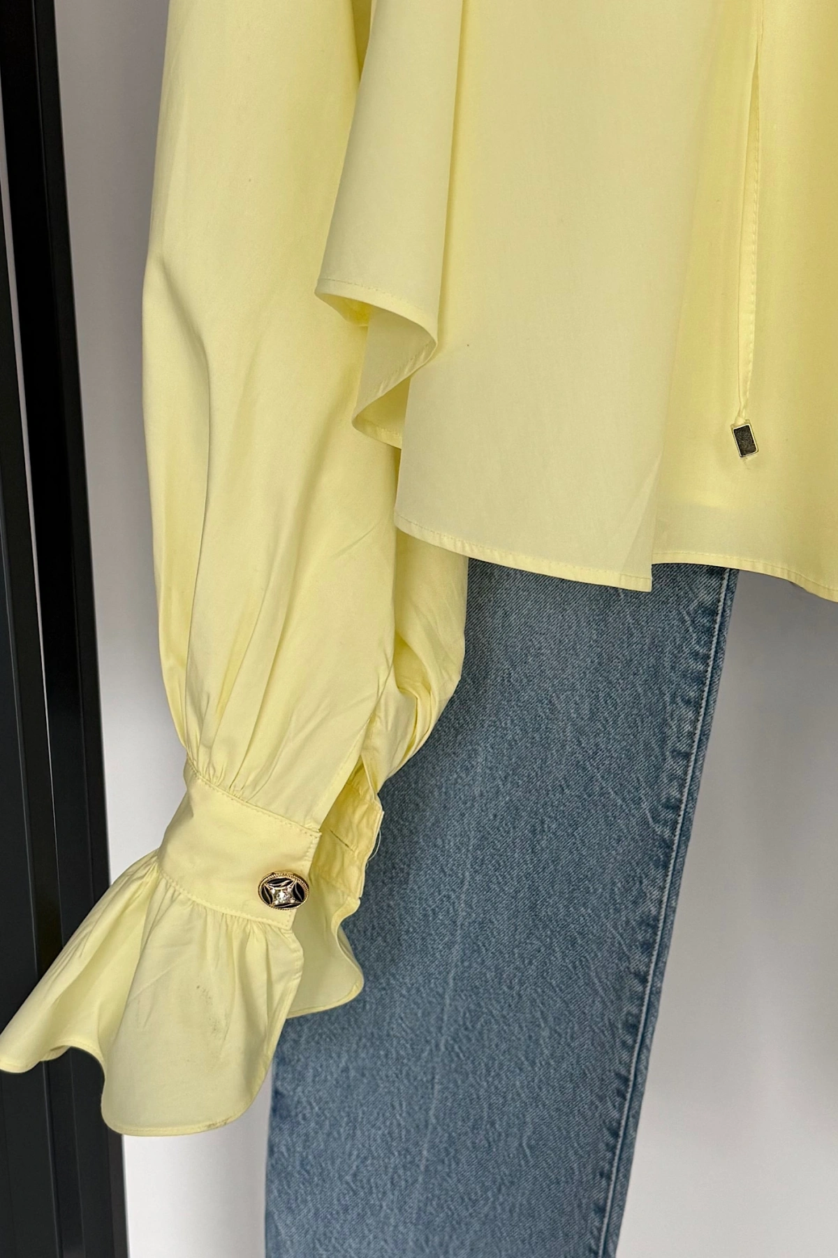 Boyun Bağlamalı Gömlek Sarı