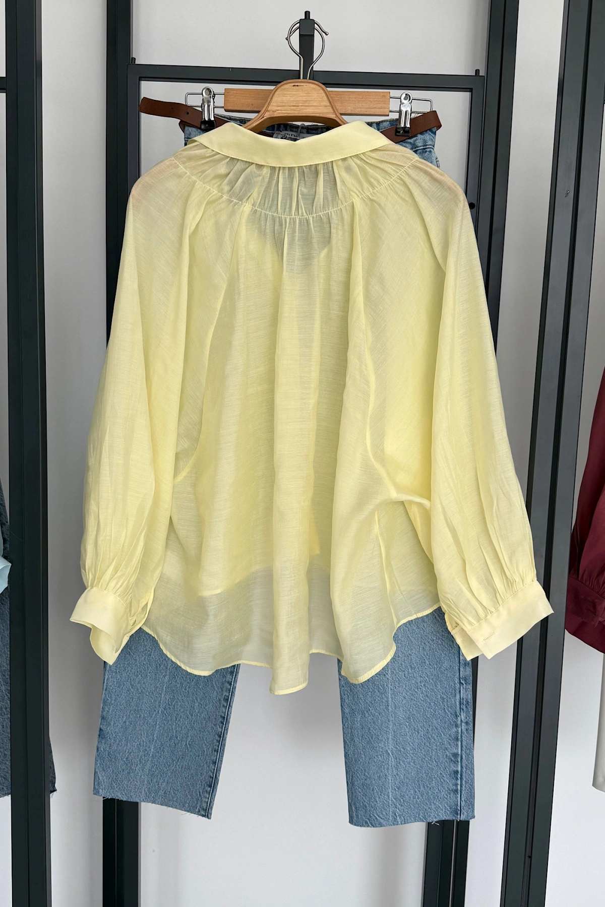 Balon Kol Dökümlü Gömlek Sarı