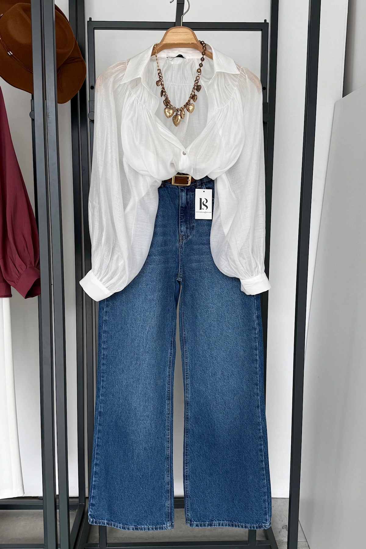 Balon Kol Dökümlü Gömlek Beyaz