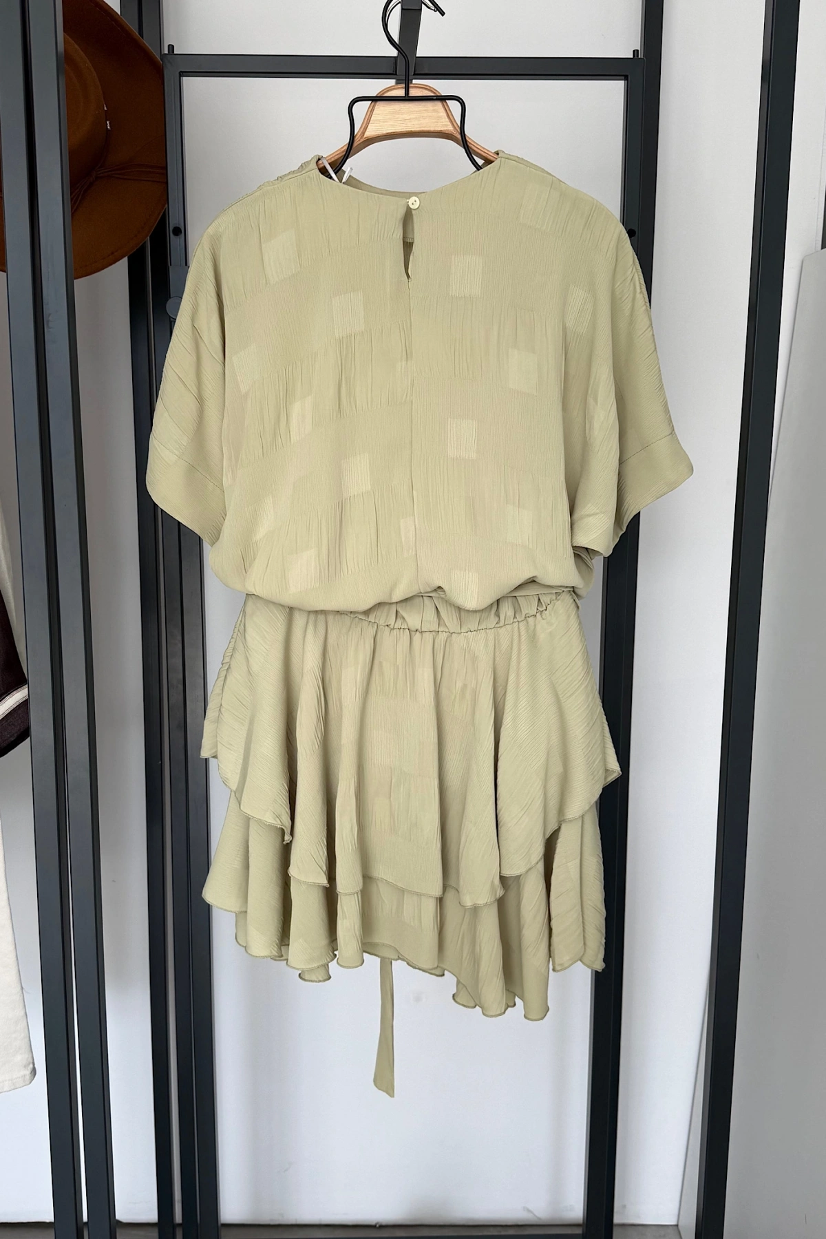 Eteği Katlı Mini Elbise Yeşil