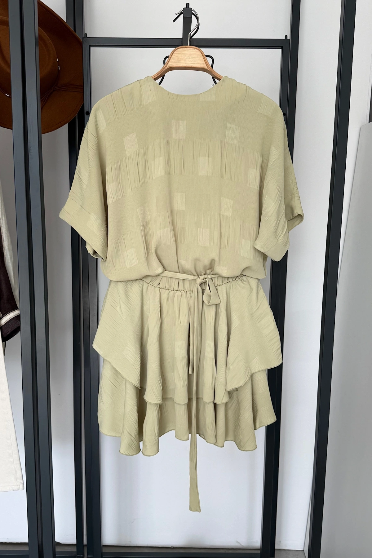 Eteği Katlı Mini Elbise Yeşil