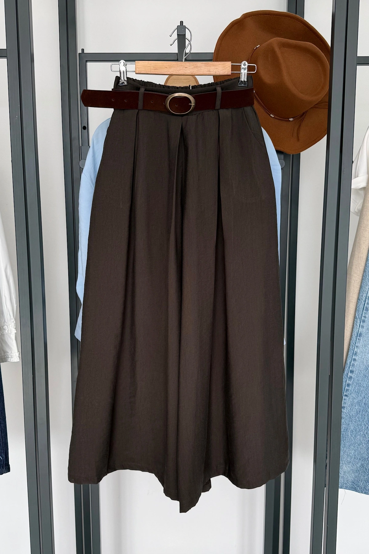 Etek Görünümlü Kemerli Pantolon Kahverengi