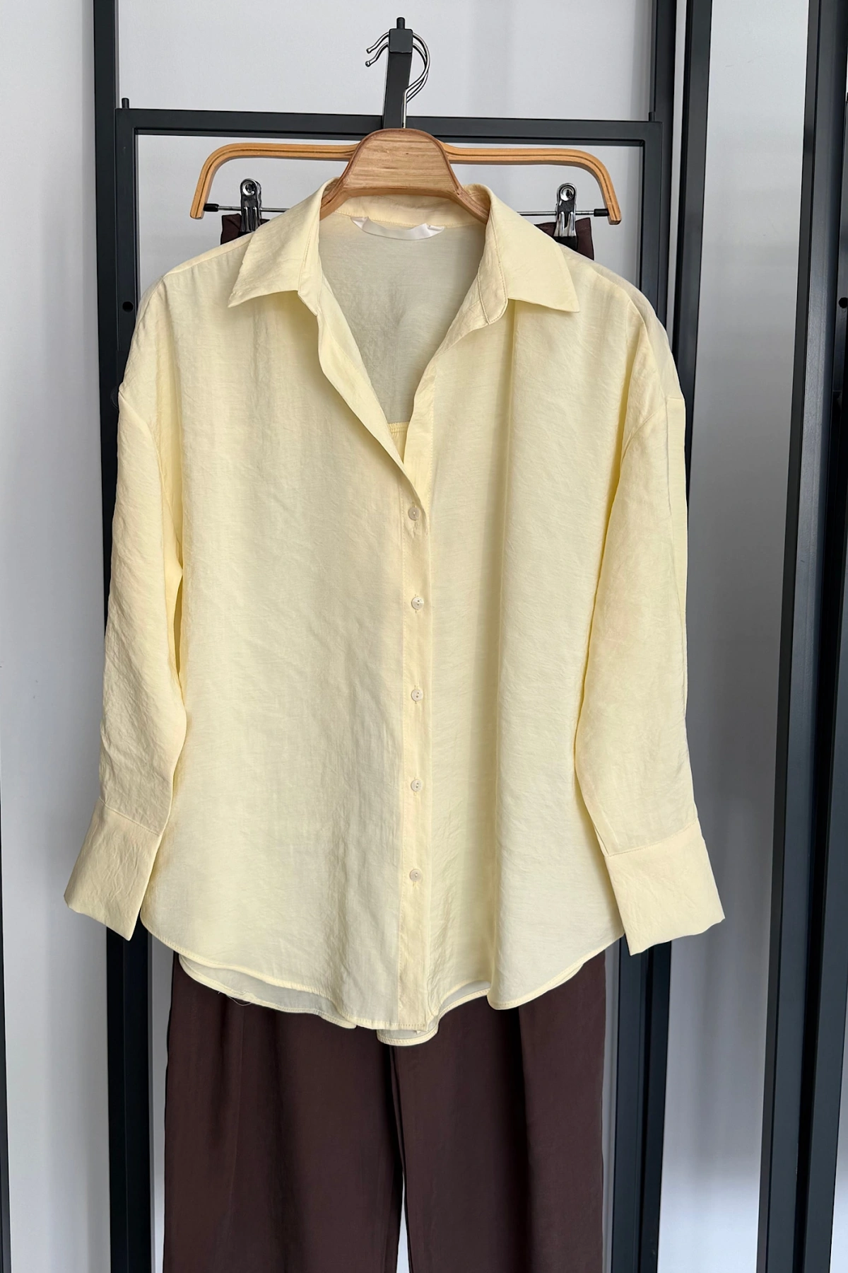 Modal V Yaka Gömlek Sarı