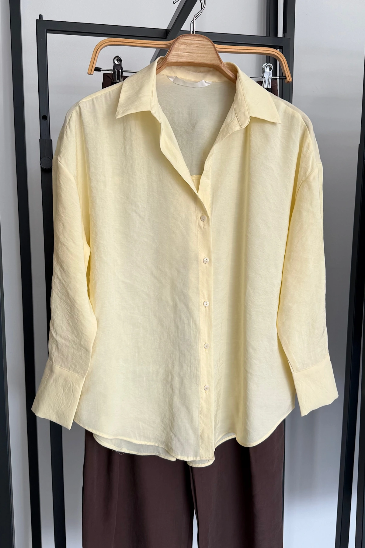 Modal V Yaka Gömlek Sarı