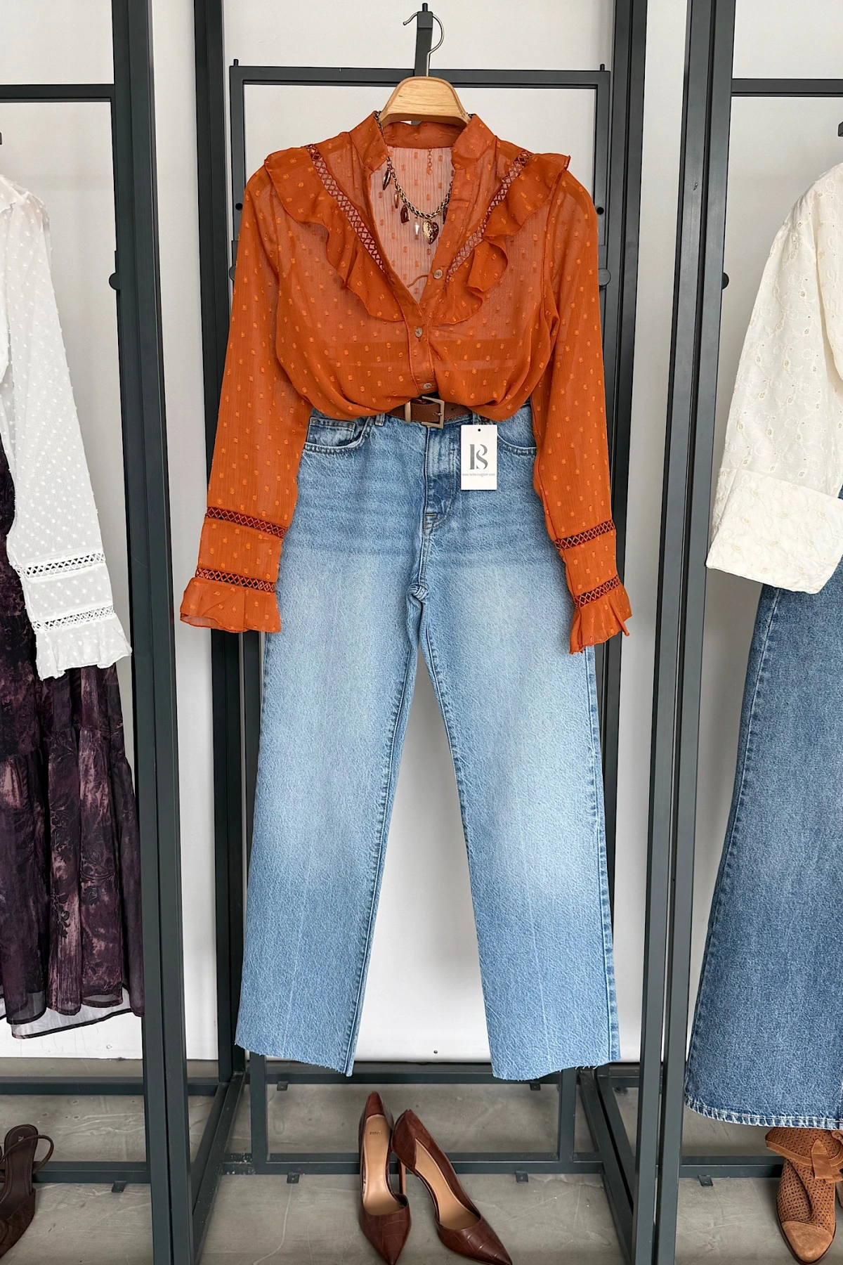 Güpürlü Hakim Yaka Gömlek Kiremit