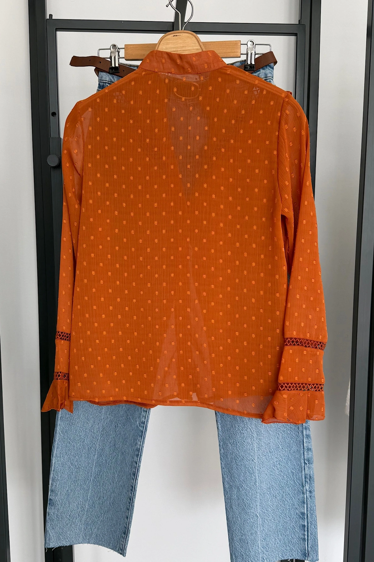 Güpürlü Hakim Yaka Gömlek Kiremit