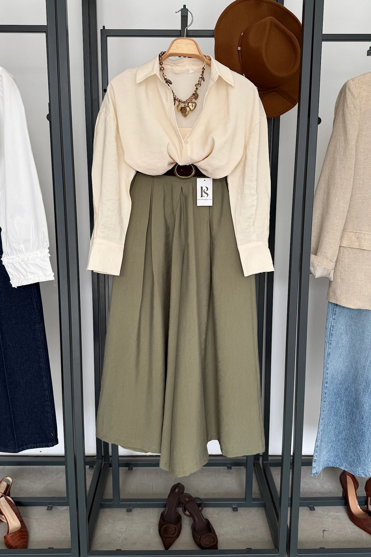 Etek Görünümlü Kemerli Pantolon Yeşil