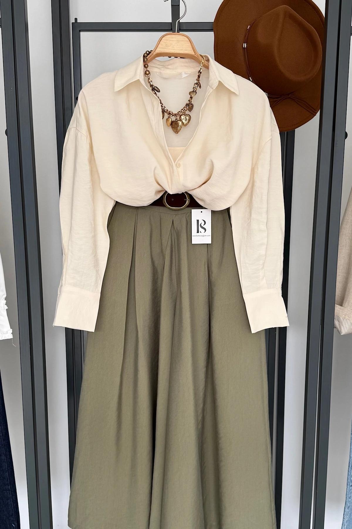 Modal V Yaka Gömlek Ekru