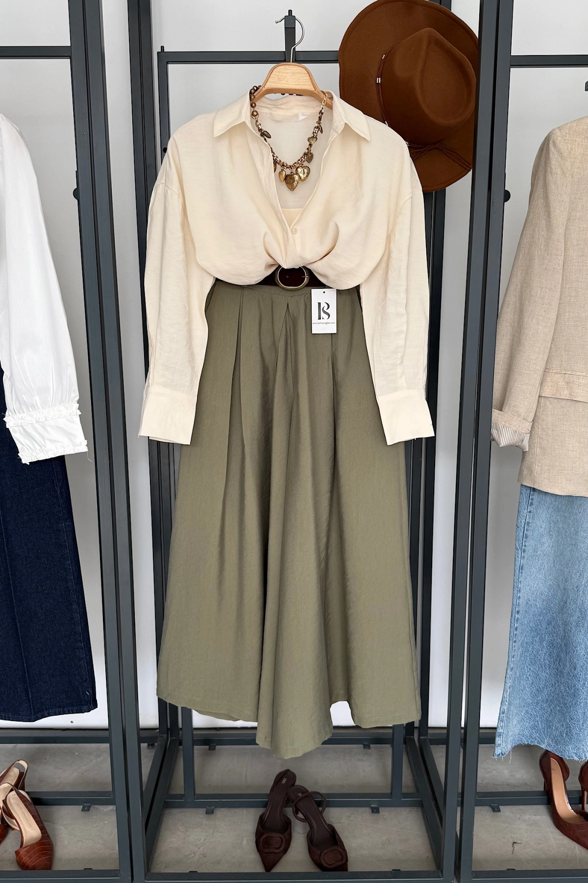 Modal V Yaka Gömlek Ekru