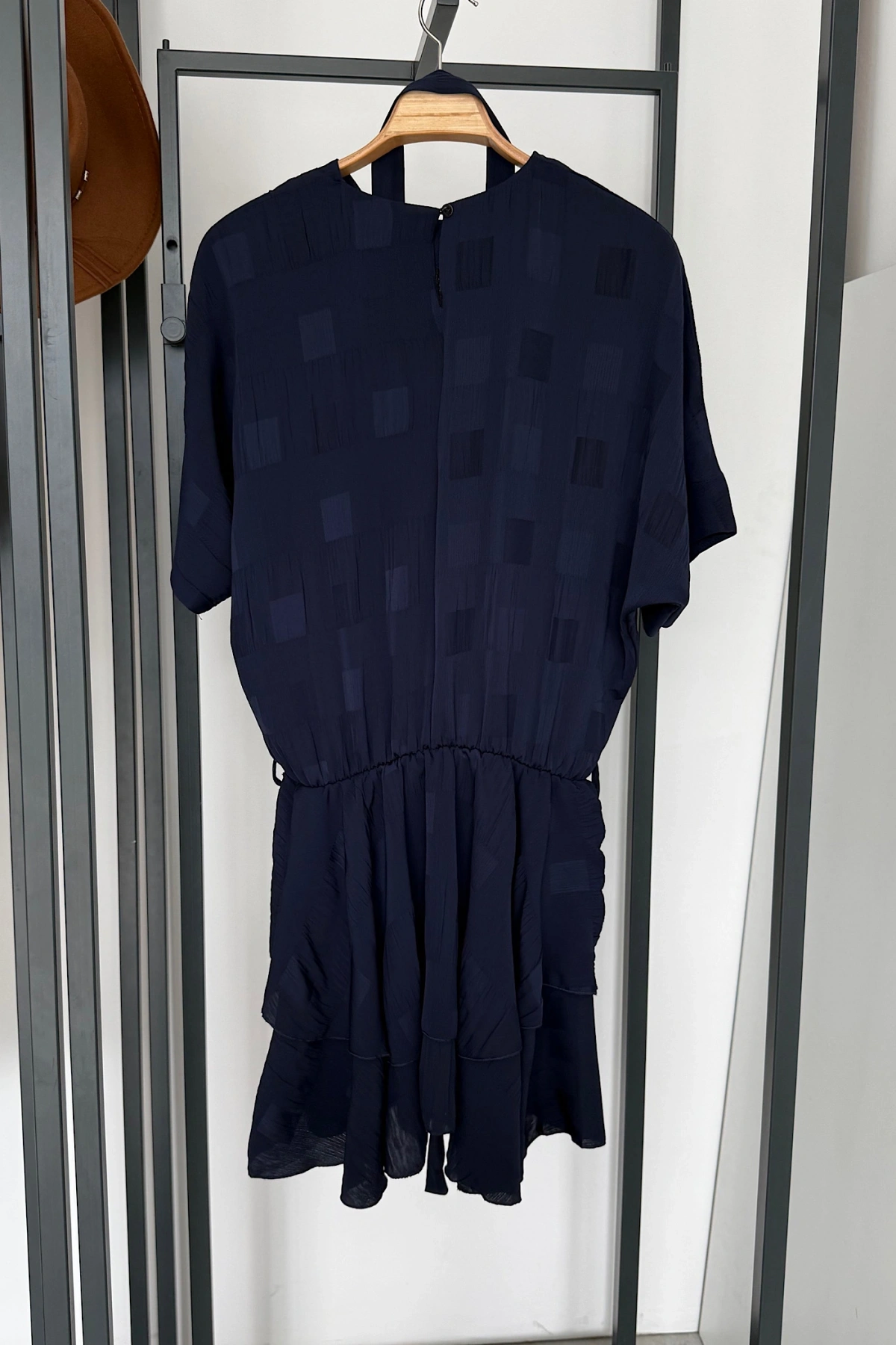 Eteği Katlı Mini Elbise Lacivert