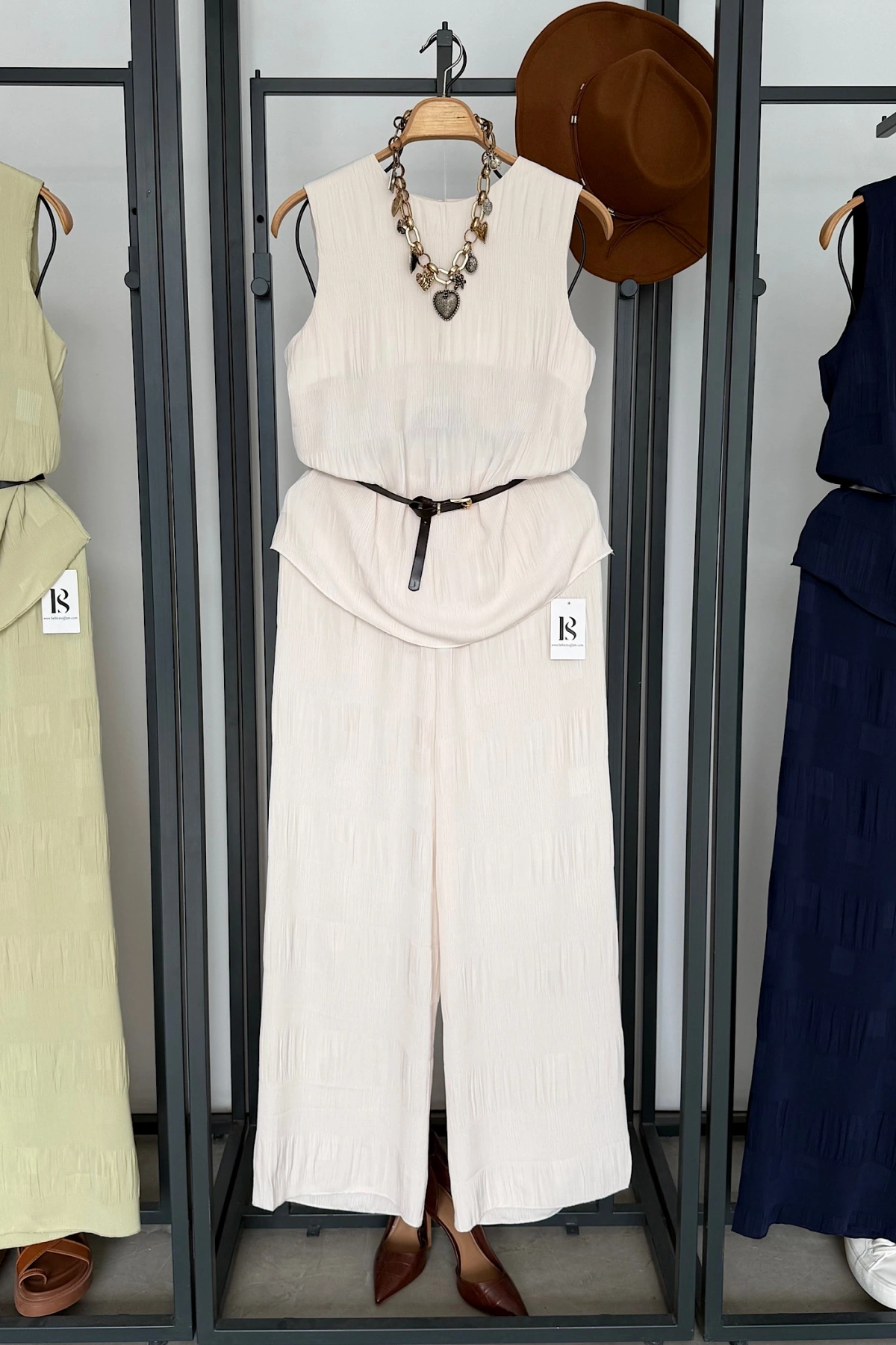 Atlet Pantolon Takım Ekru