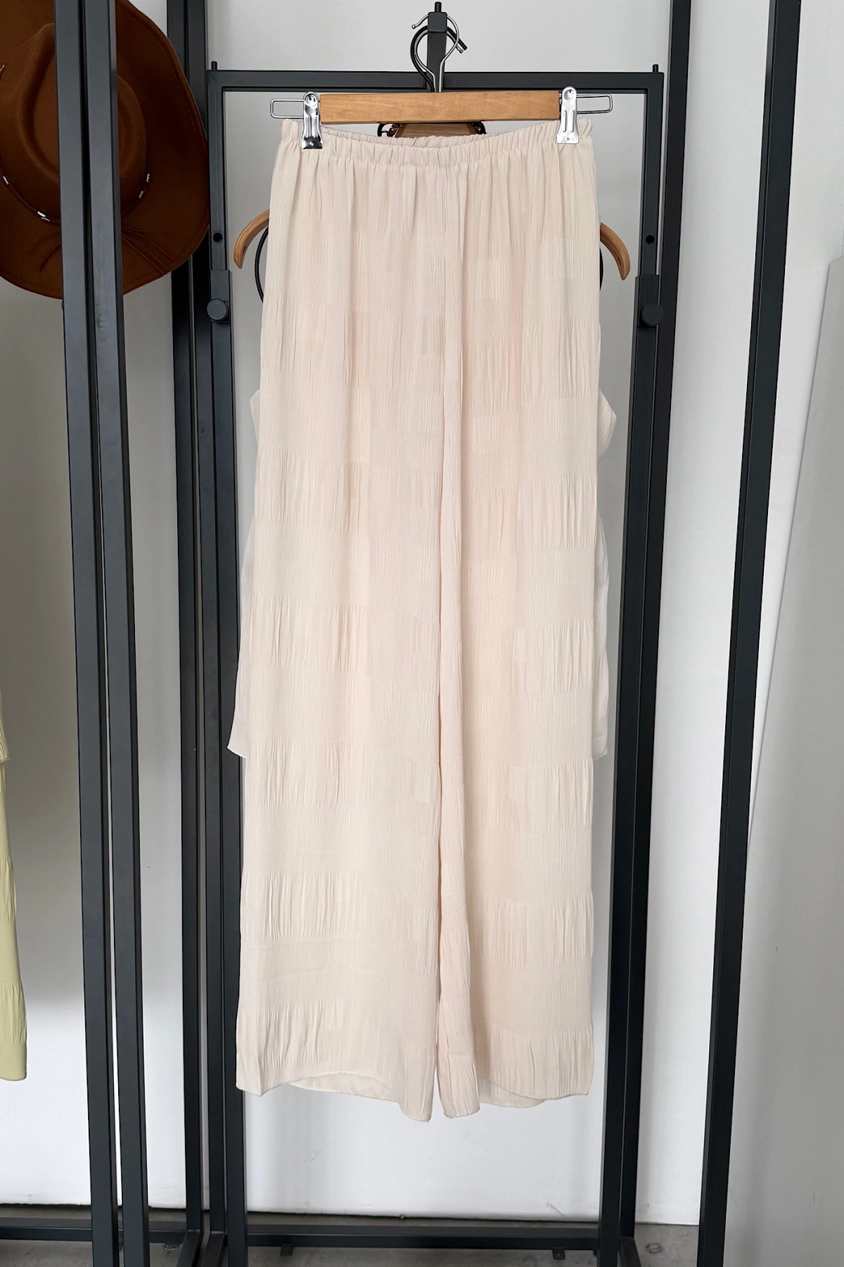 Atlet Pantolon Takım Ekru