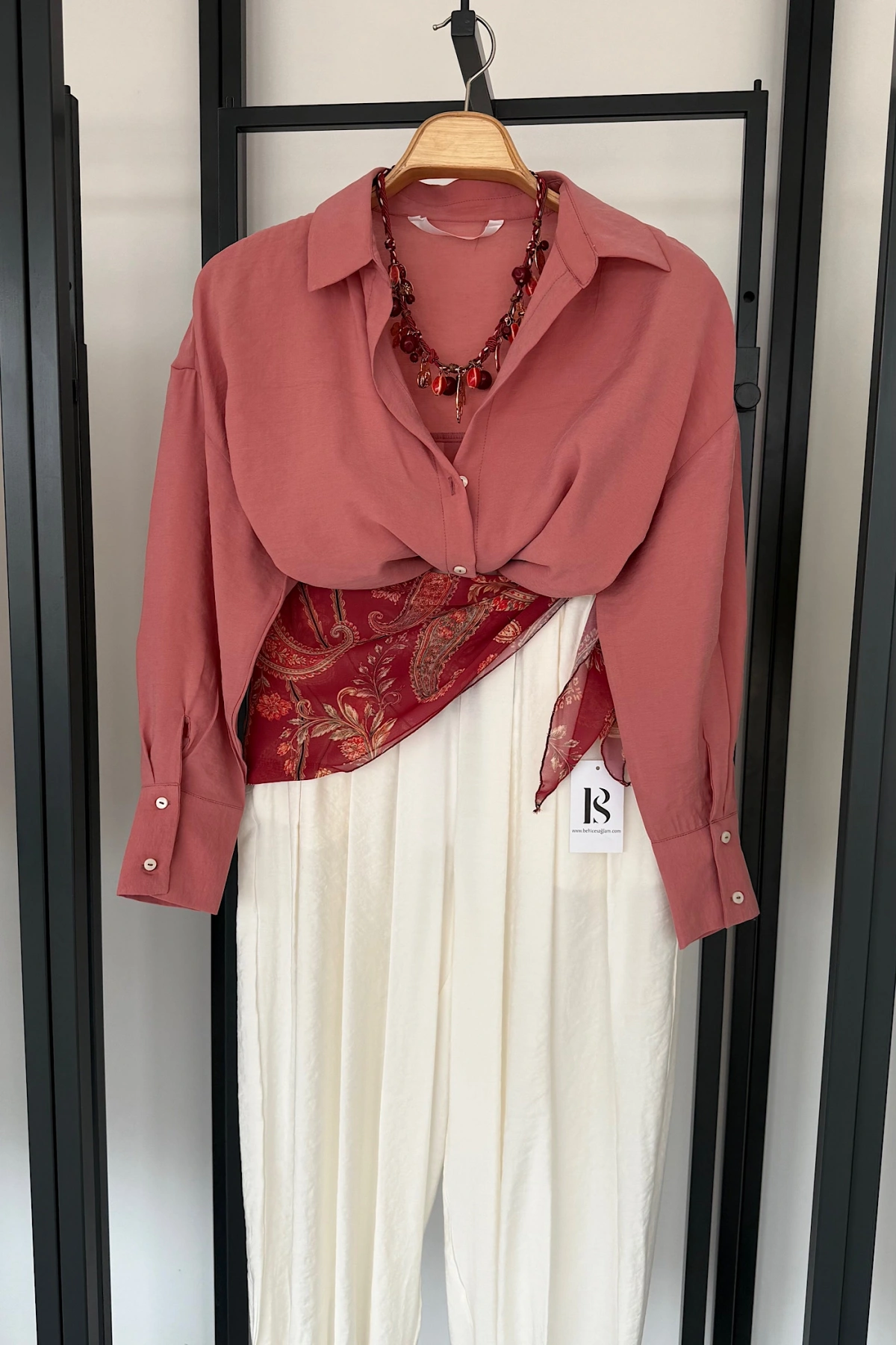 Modal V Yaka Gömlek Gül Kurusu