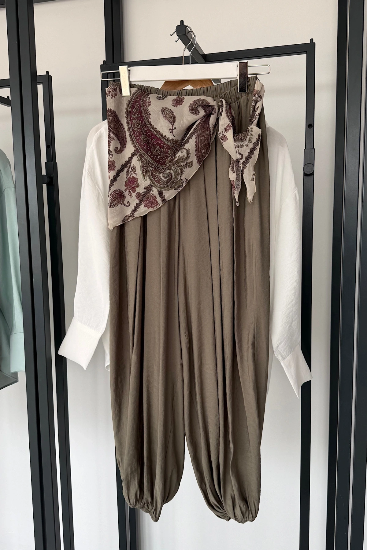 Kendinden Şal Detaylı Şalvar Pantolon Haki