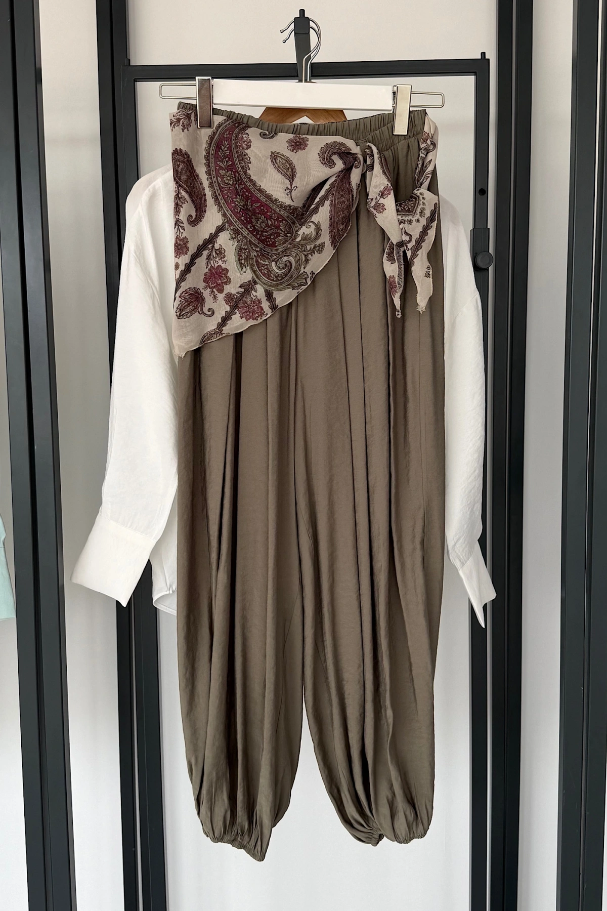 Kendinden Şal Detaylı Şalvar Pantolon Haki