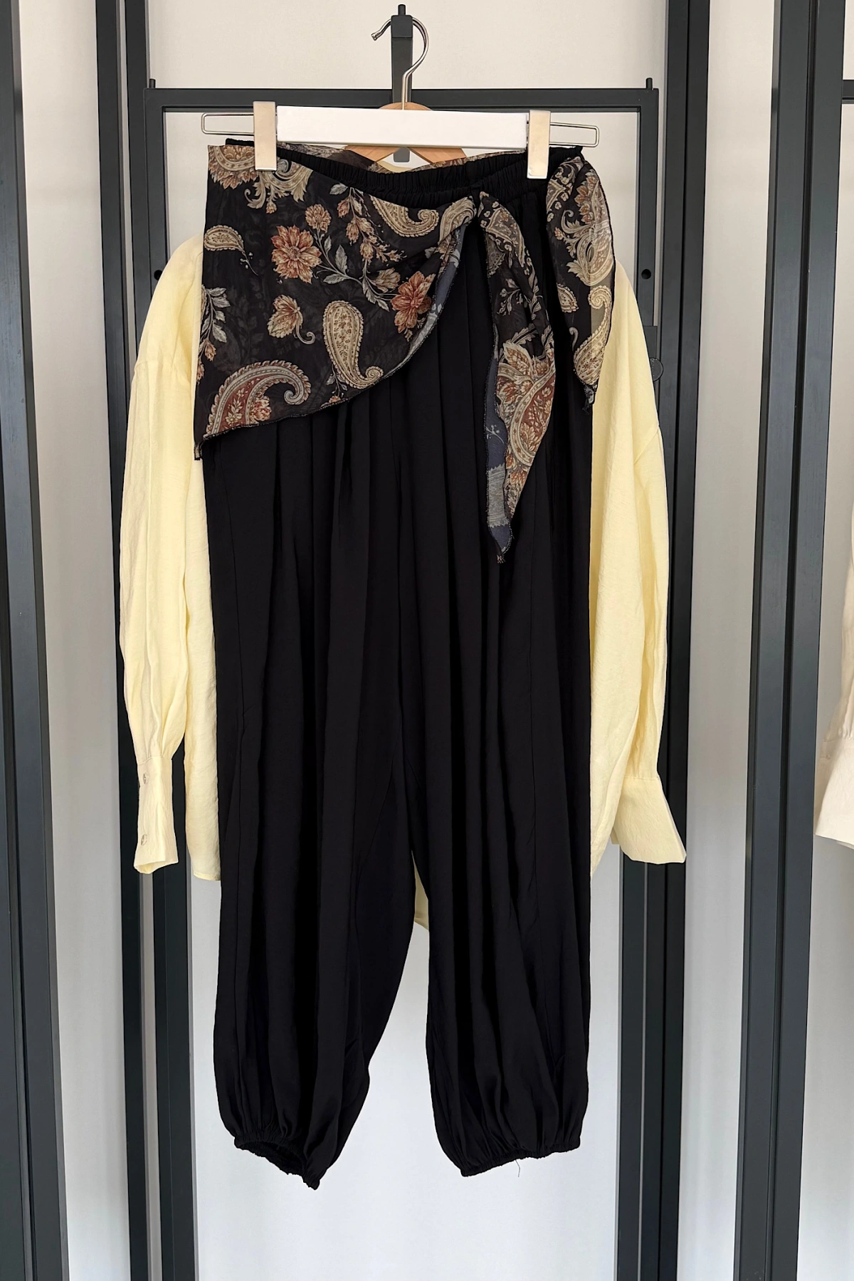 Kendinden Şal Detaylı Şalvar Pantolon Siyah