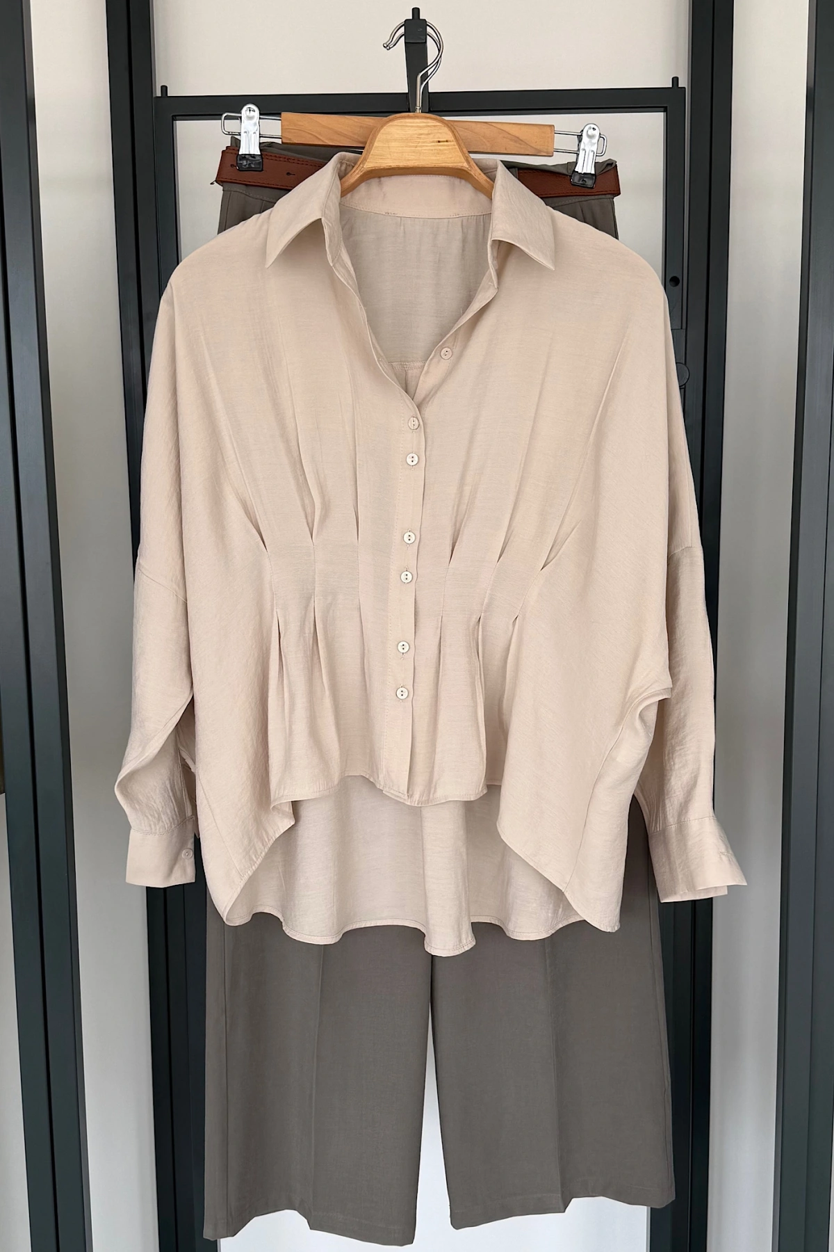 Pileli Modal Gömlek Taş