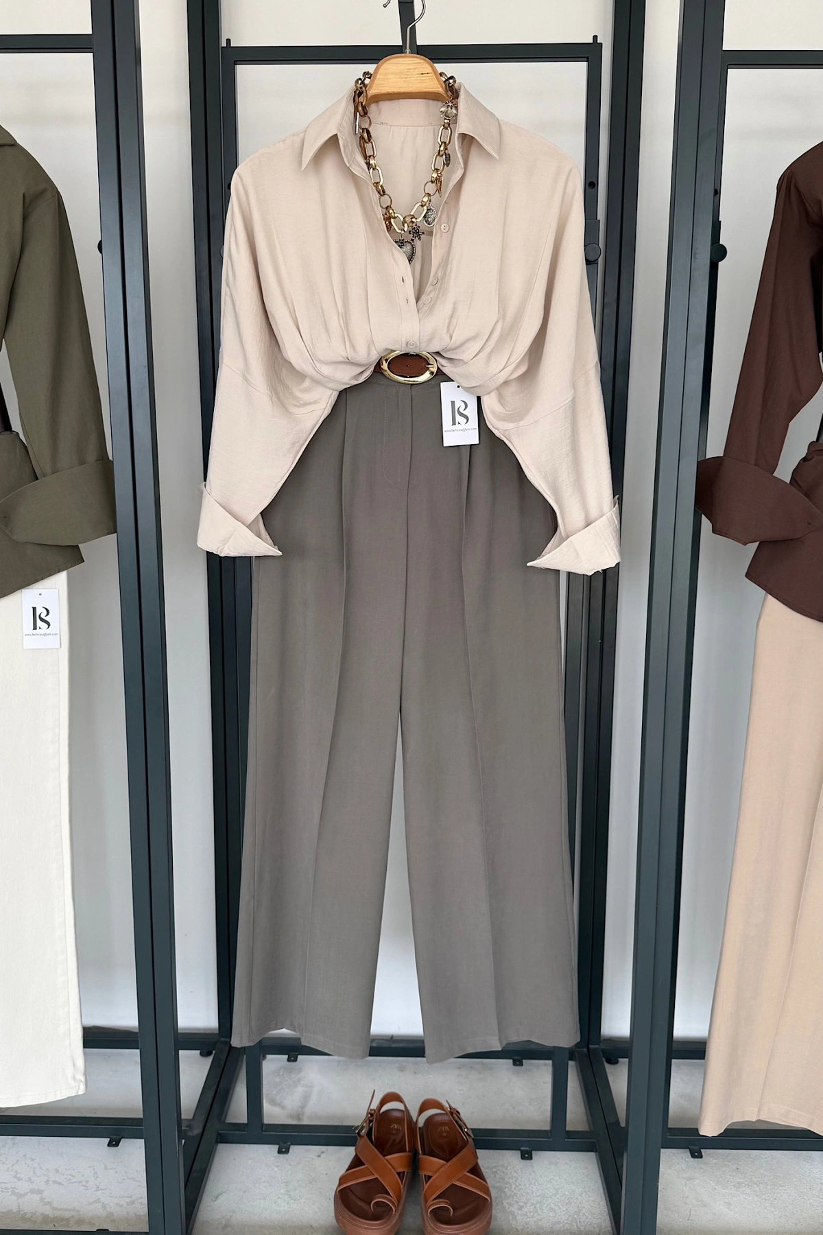 Pileli Modal Gömlek Taş