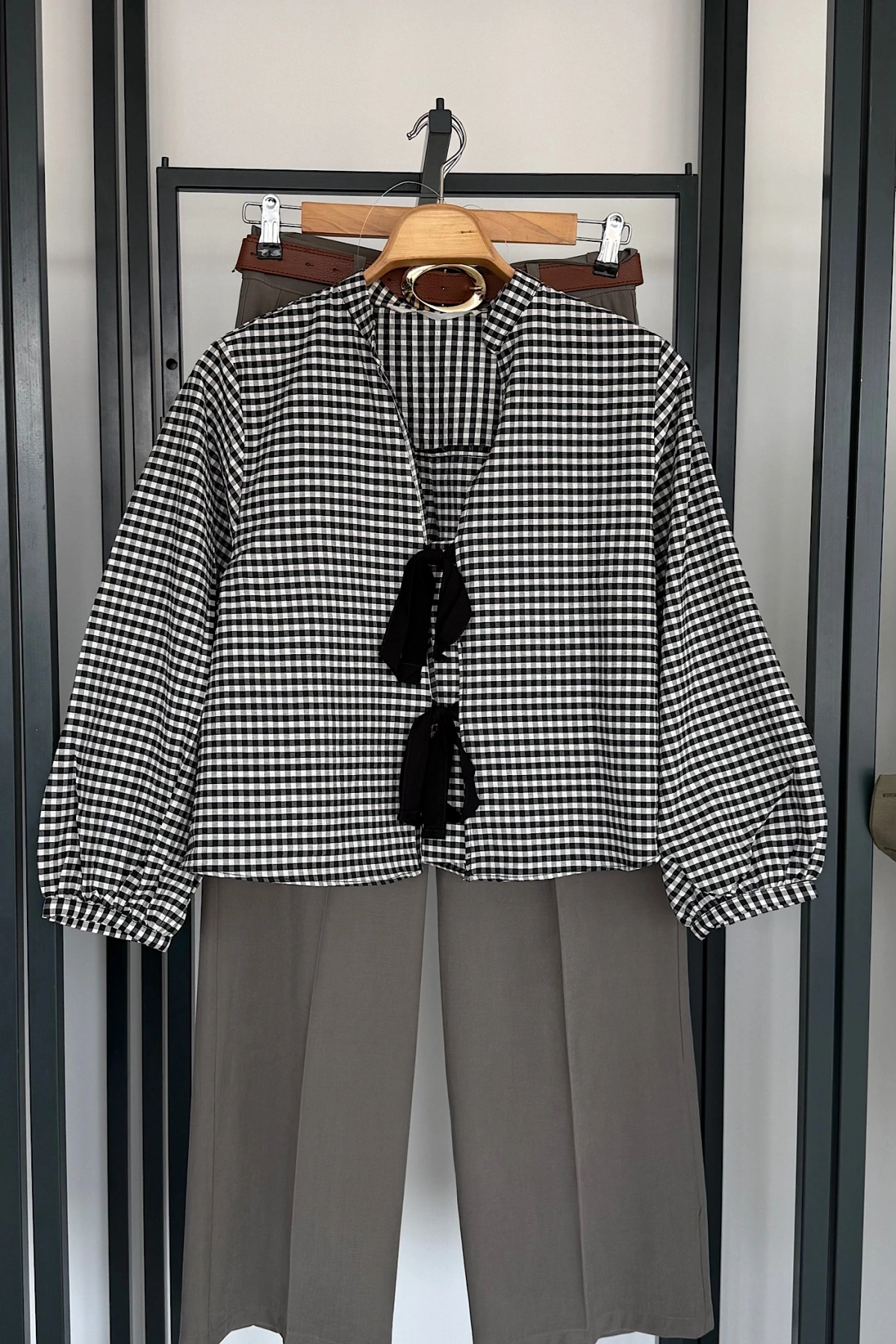 Beli Kuşaklı Pamuk Bluz Siyah