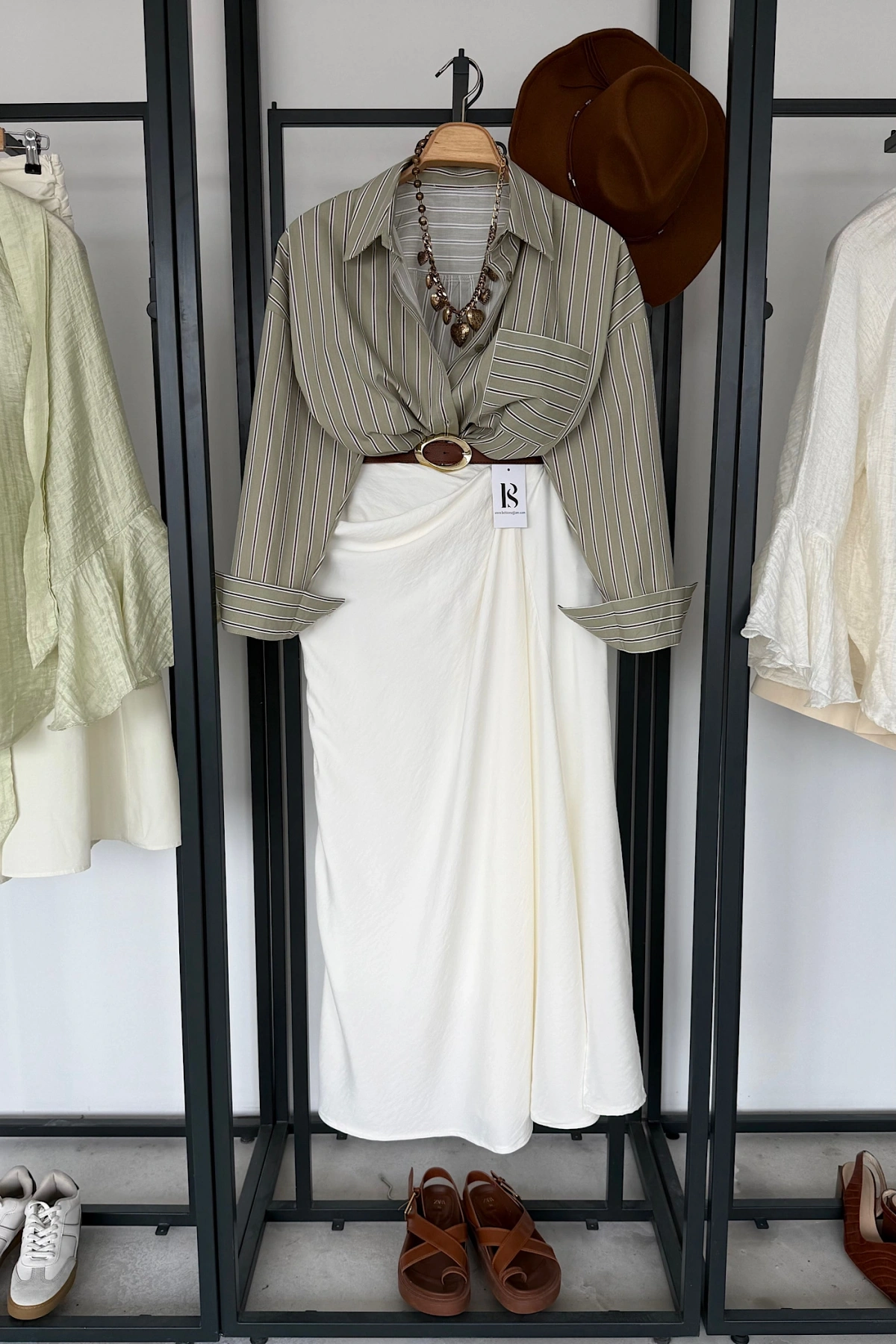 Luna Drape Detaylı Etek Beyaz