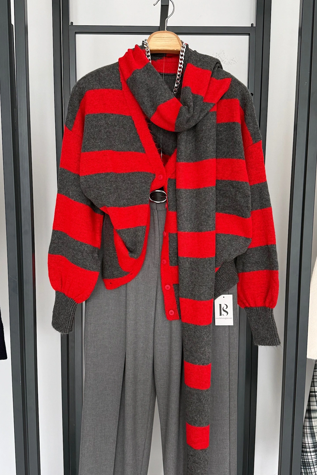 Atkılı Triko Hırka Antrasit-Kırmızı