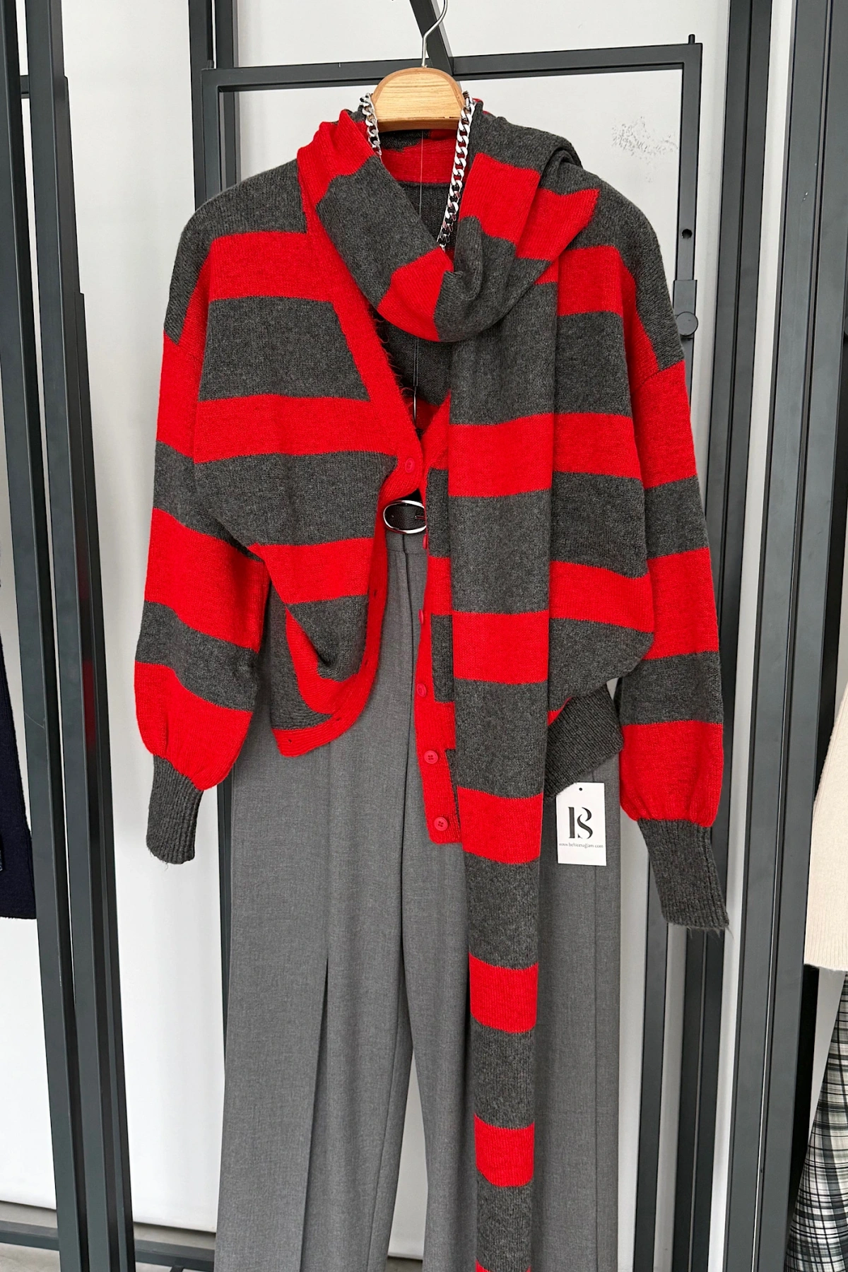 Atkılı Triko Hırka Antrasit-Kırmızı