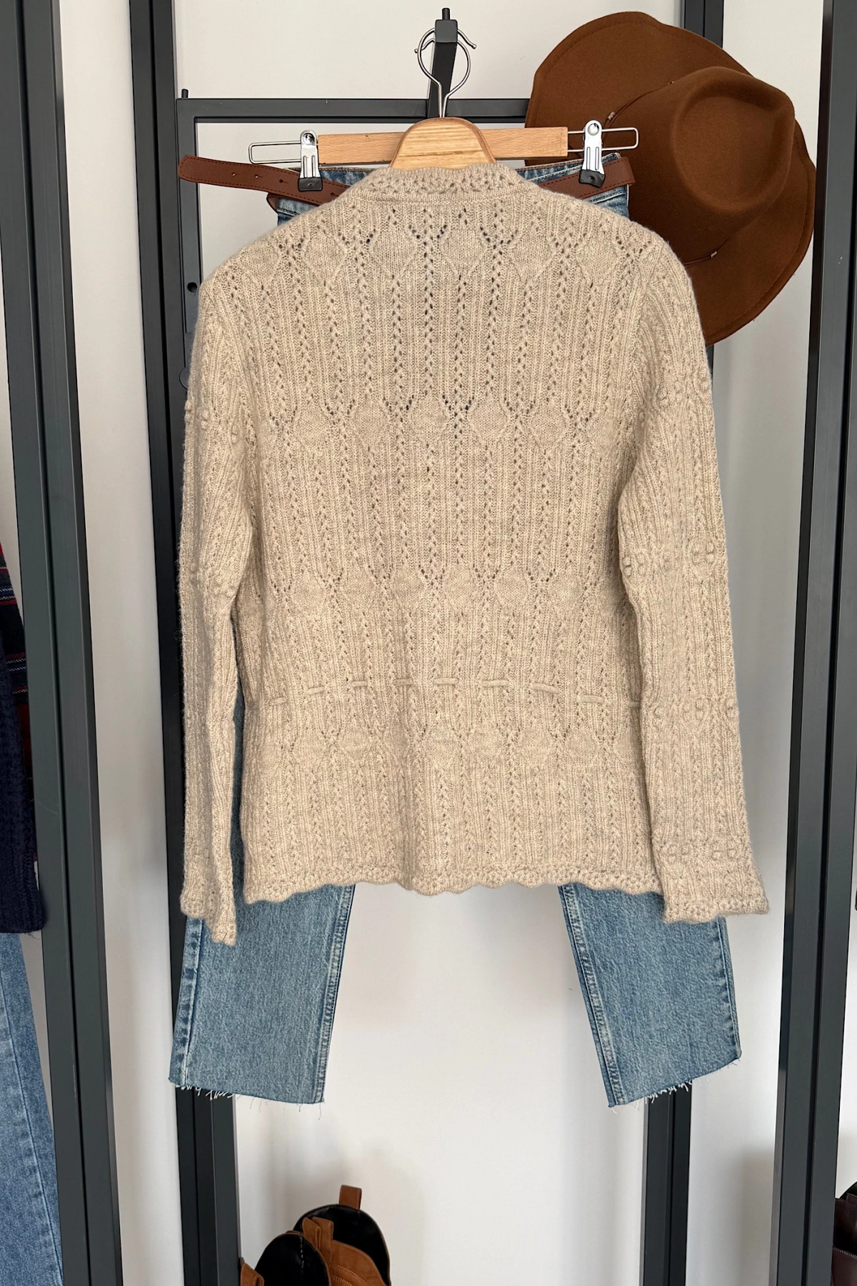 Bağcık Bağlamalı Hırka Bej