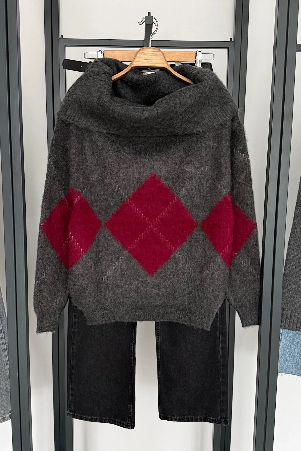 Baklava Desen Madonna Yaka Kazak Antrasit