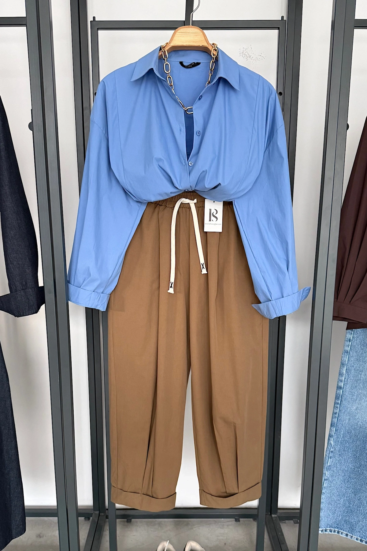 Beli Lastikli Bağcıklı Pantolon Camel