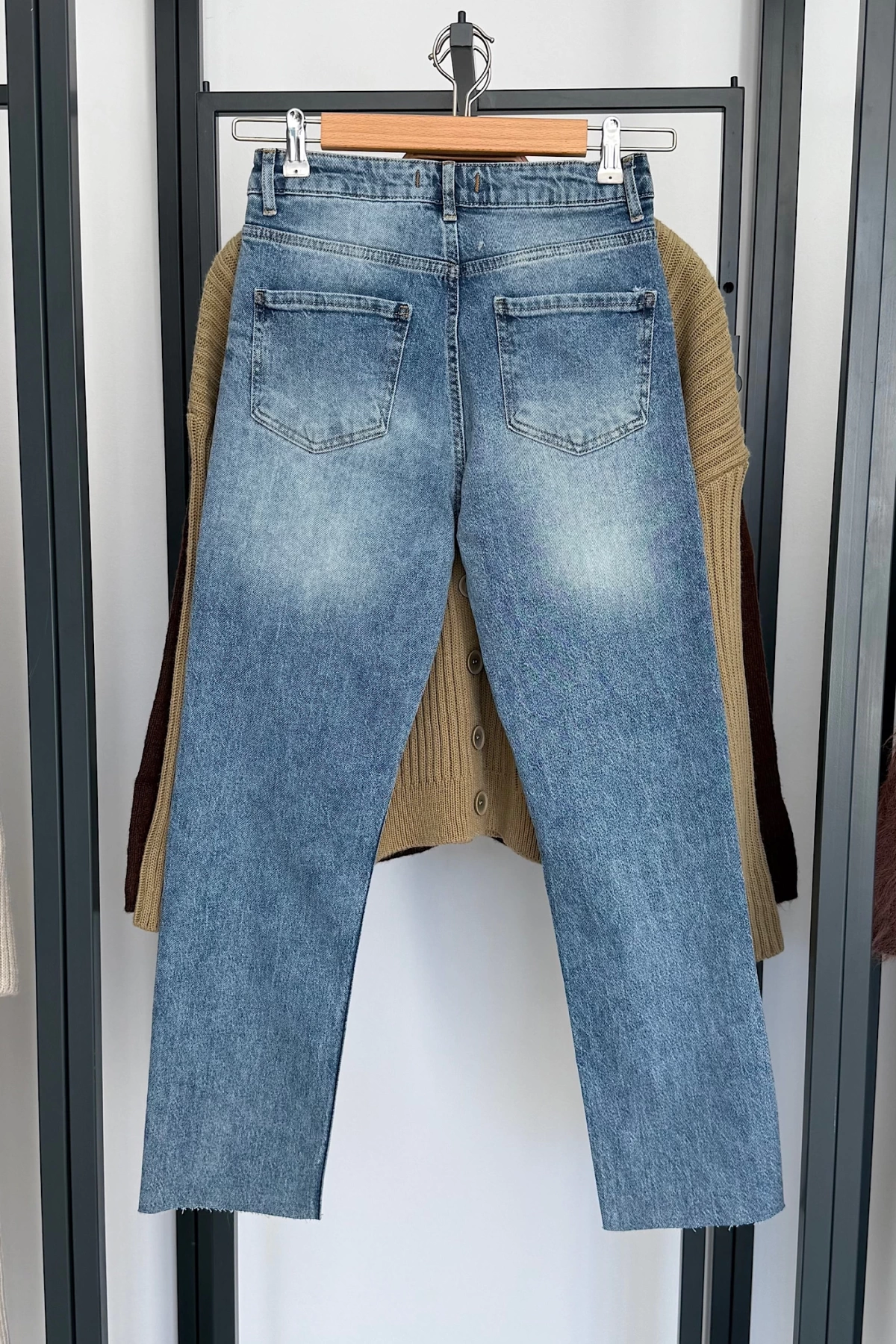 Boyfit Kesik Jean Mavi Yıkamalı