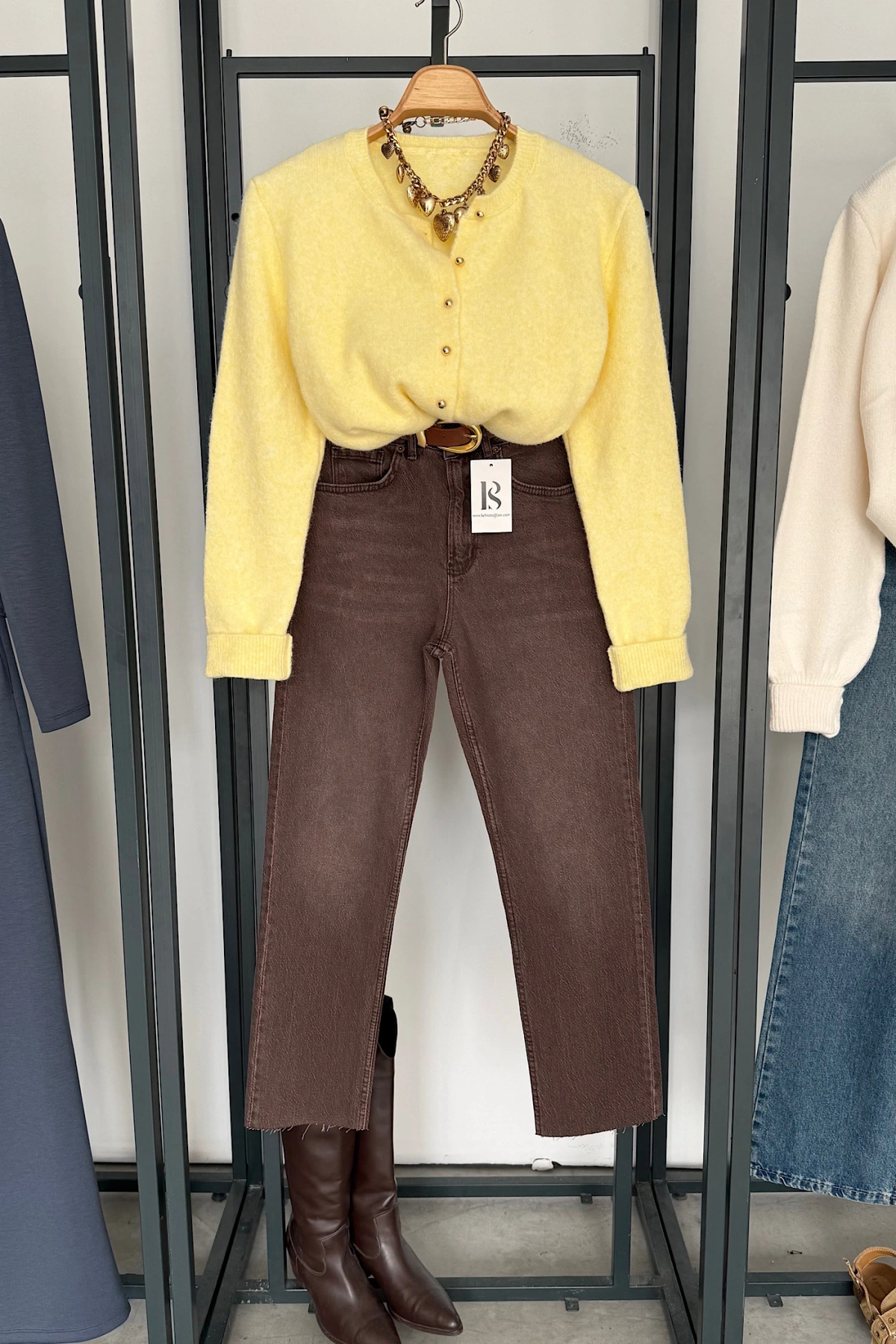 Boyfit Kesik Paça Jean Kahverengi