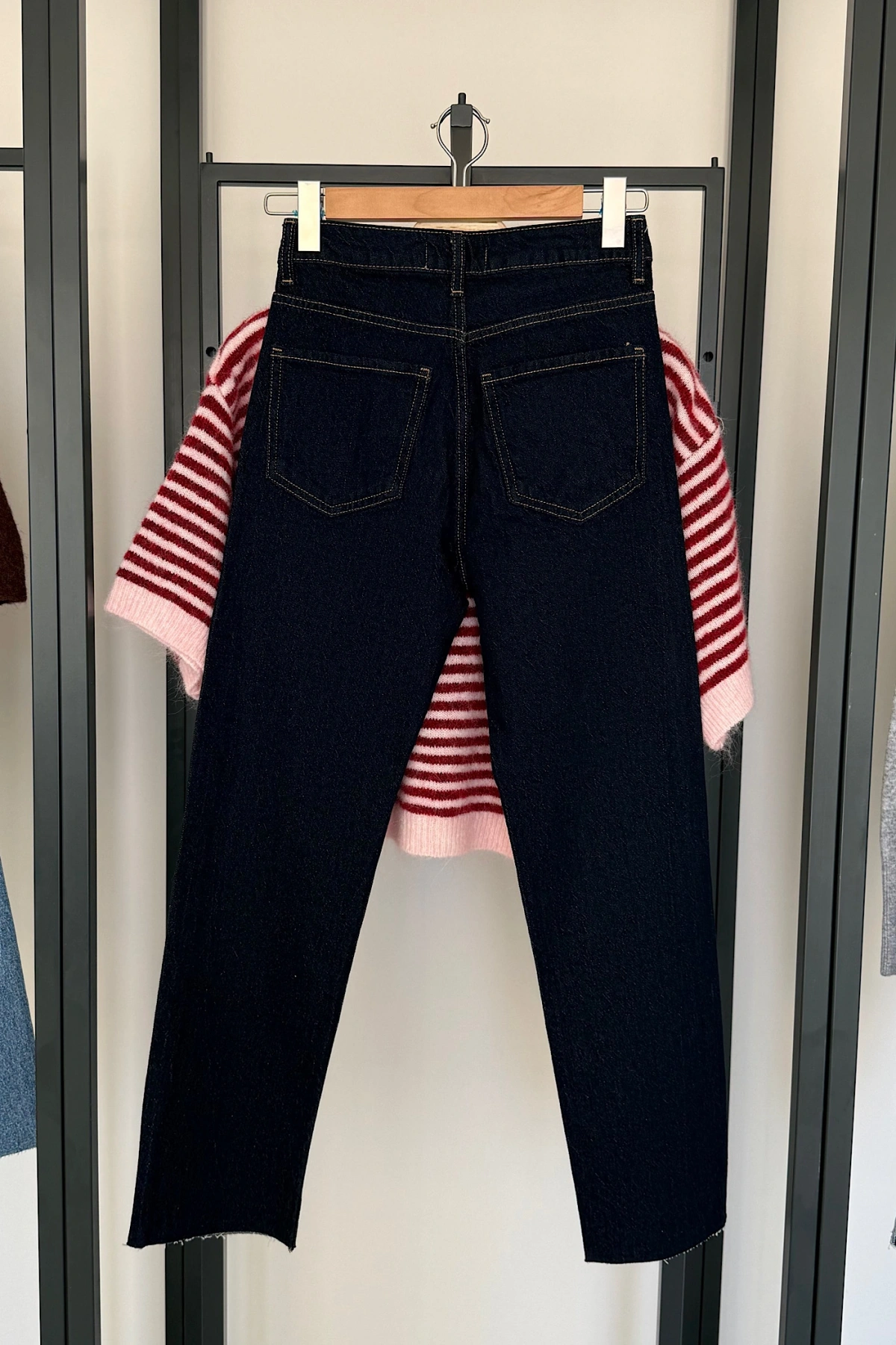 Boyfit Kesik Paça Jean Rins