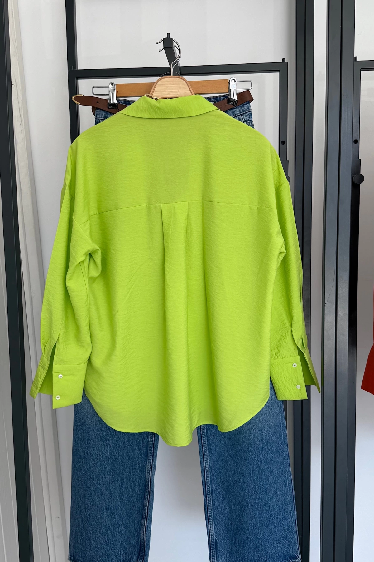 Bs Collection V Yaka Basic Gömlek Fıstık Yeşil
