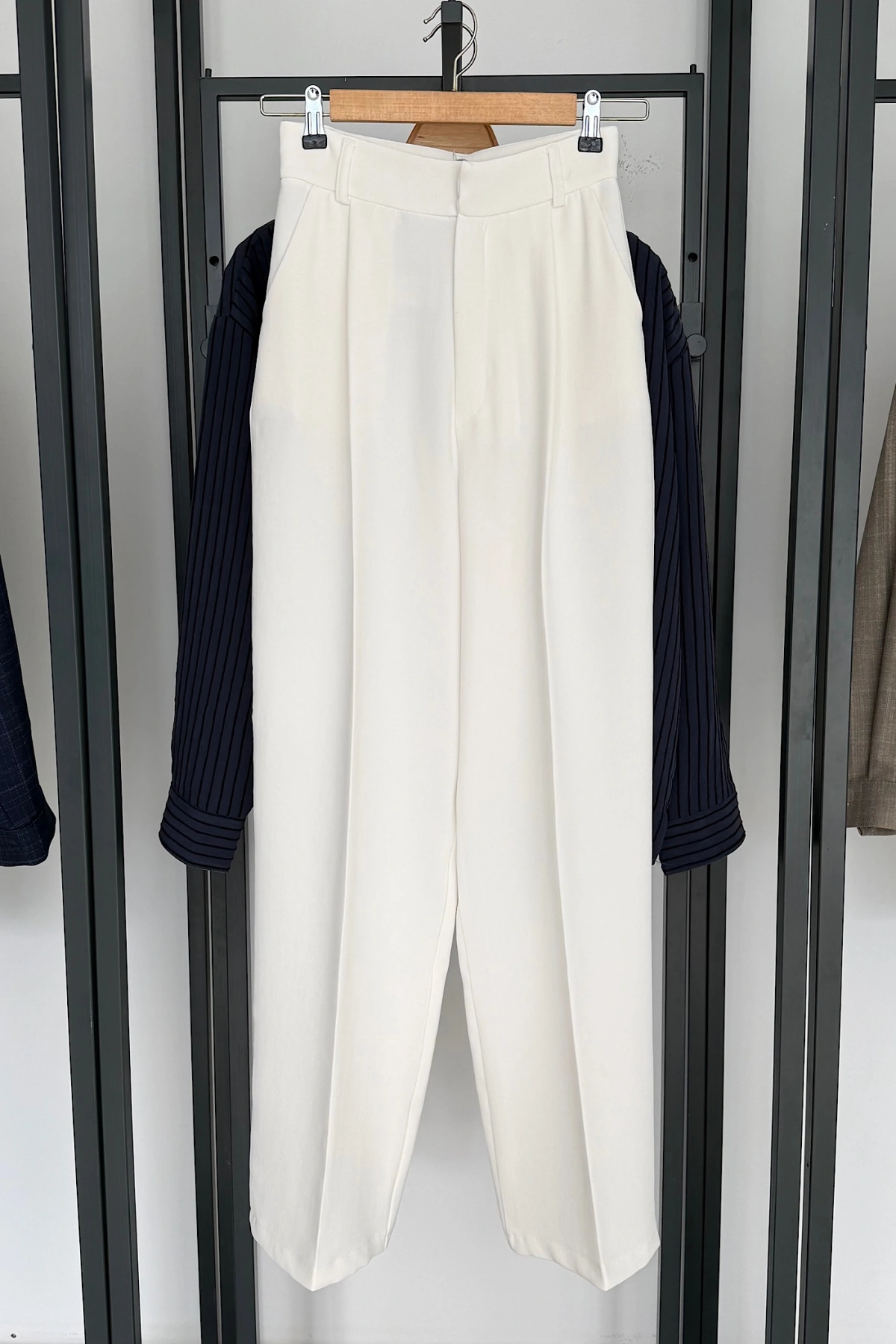 Bs Pile Detay Pantolon Beyaz