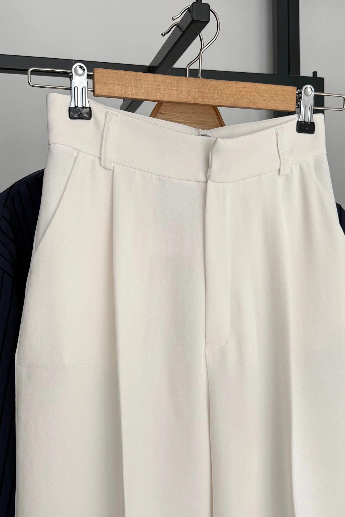 Bs Pile Detay Pantolon Beyaz