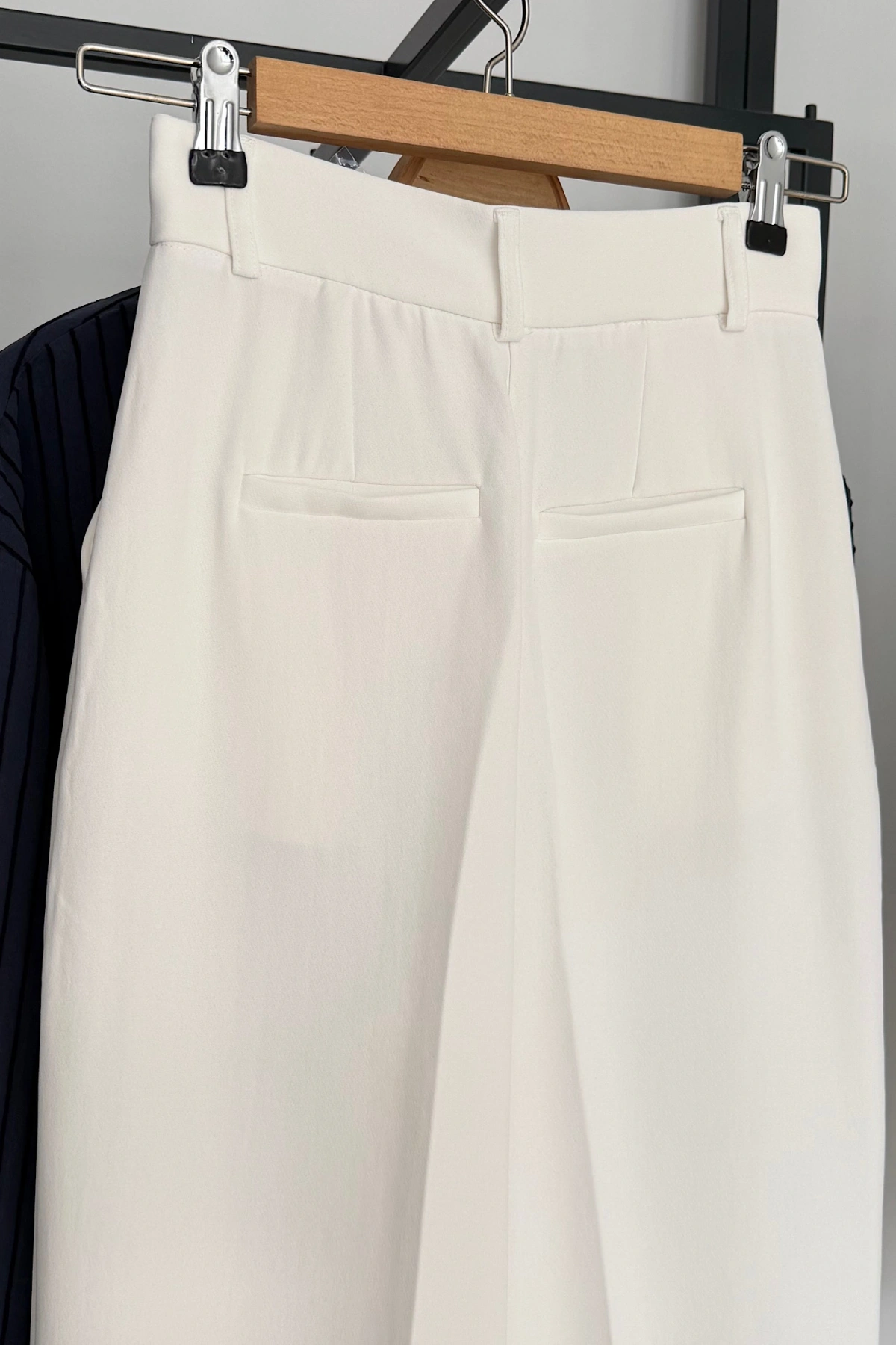 Bs Pile Detay Pantolon Beyaz