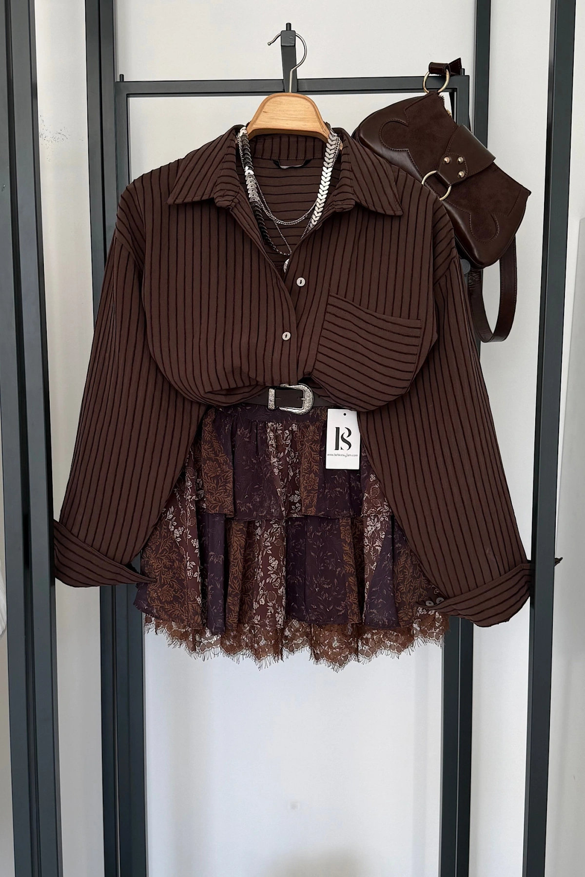 Çiçek Desenli Kendinden Kemerli Etek Kahverengi