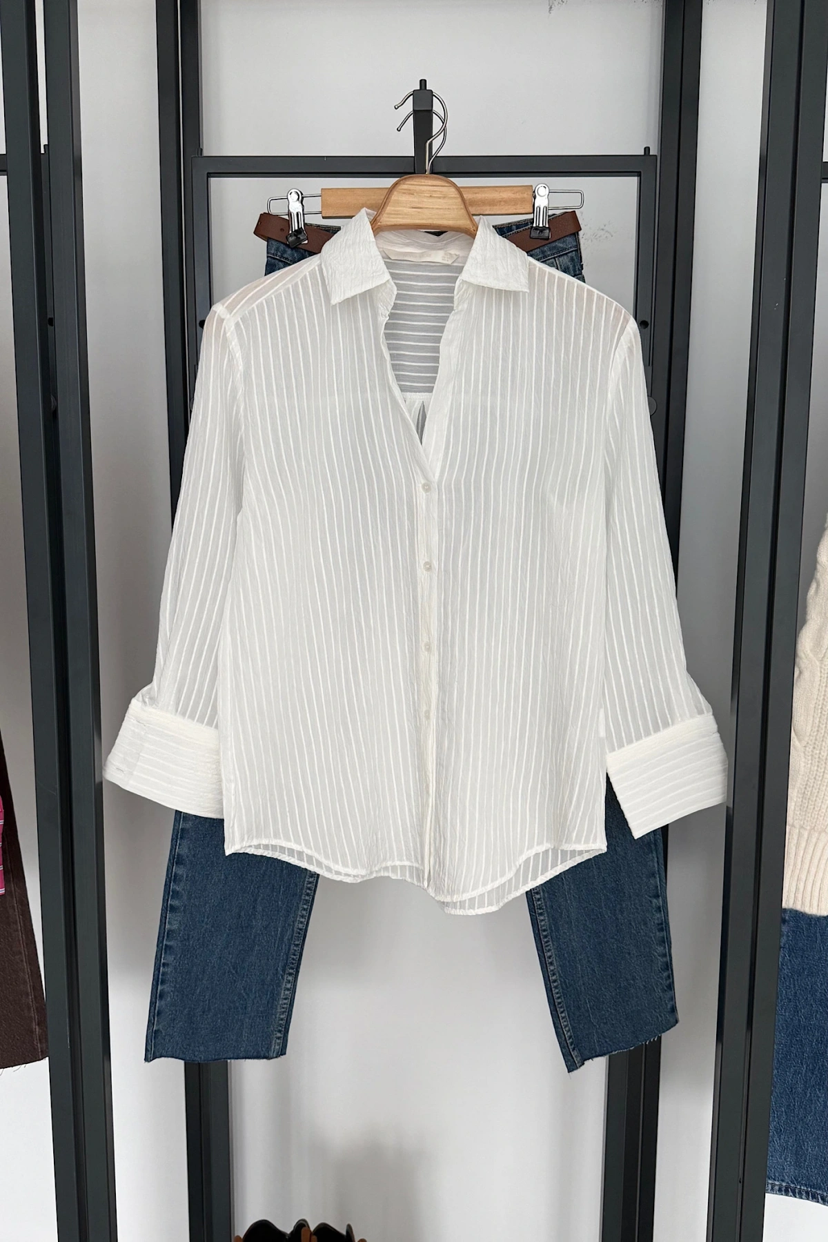 Çizgi Desenli Gömlek Beyaz