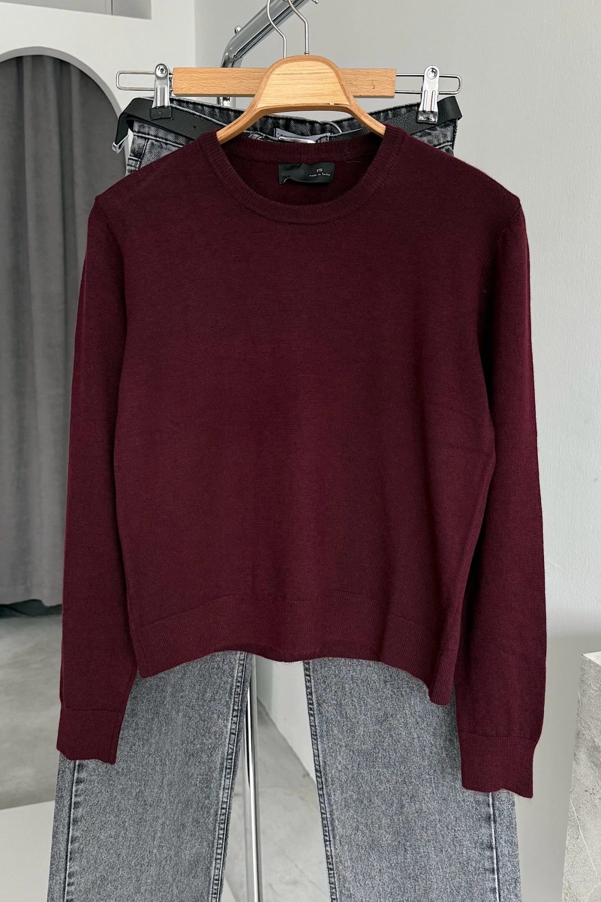 Crew Neck Plain Sweater Bordo