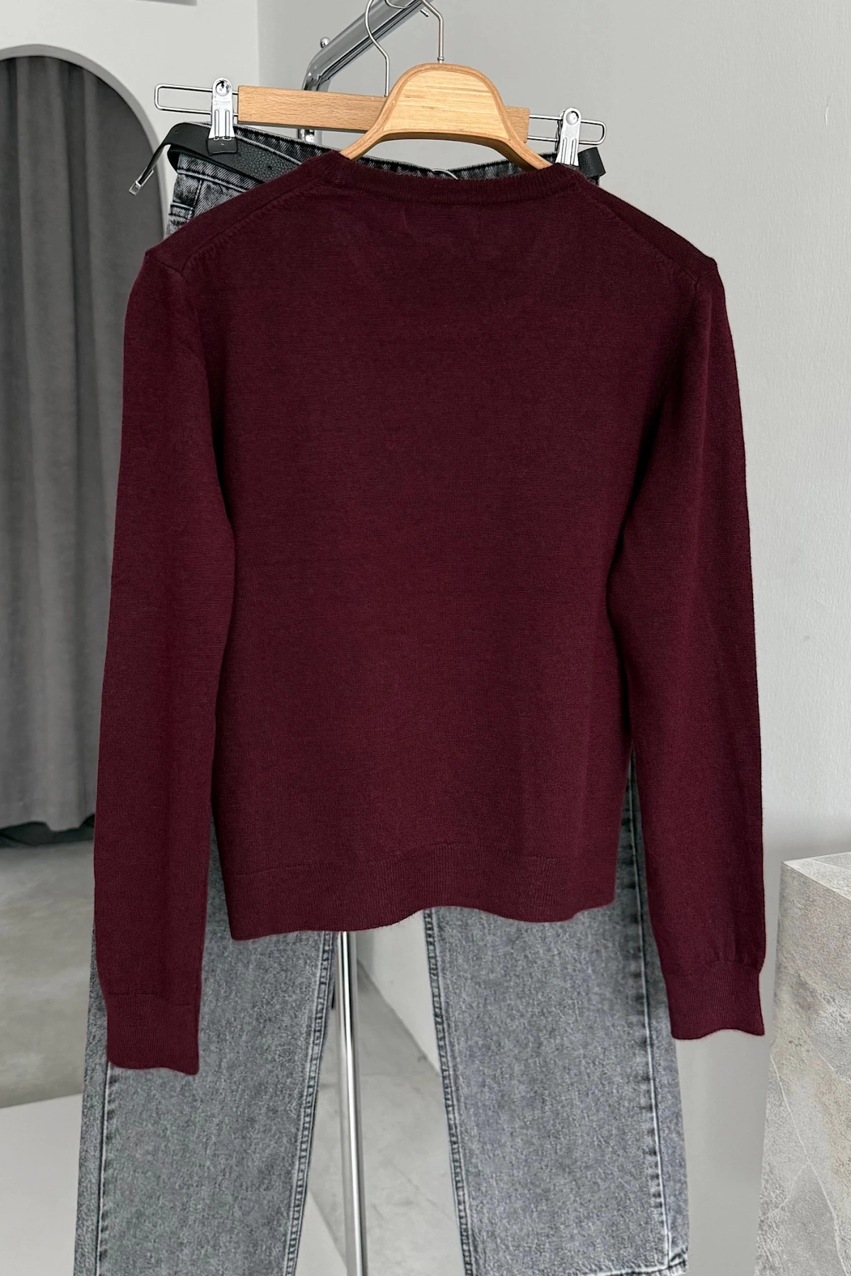 Crew Neck Plain Sweater Bordo