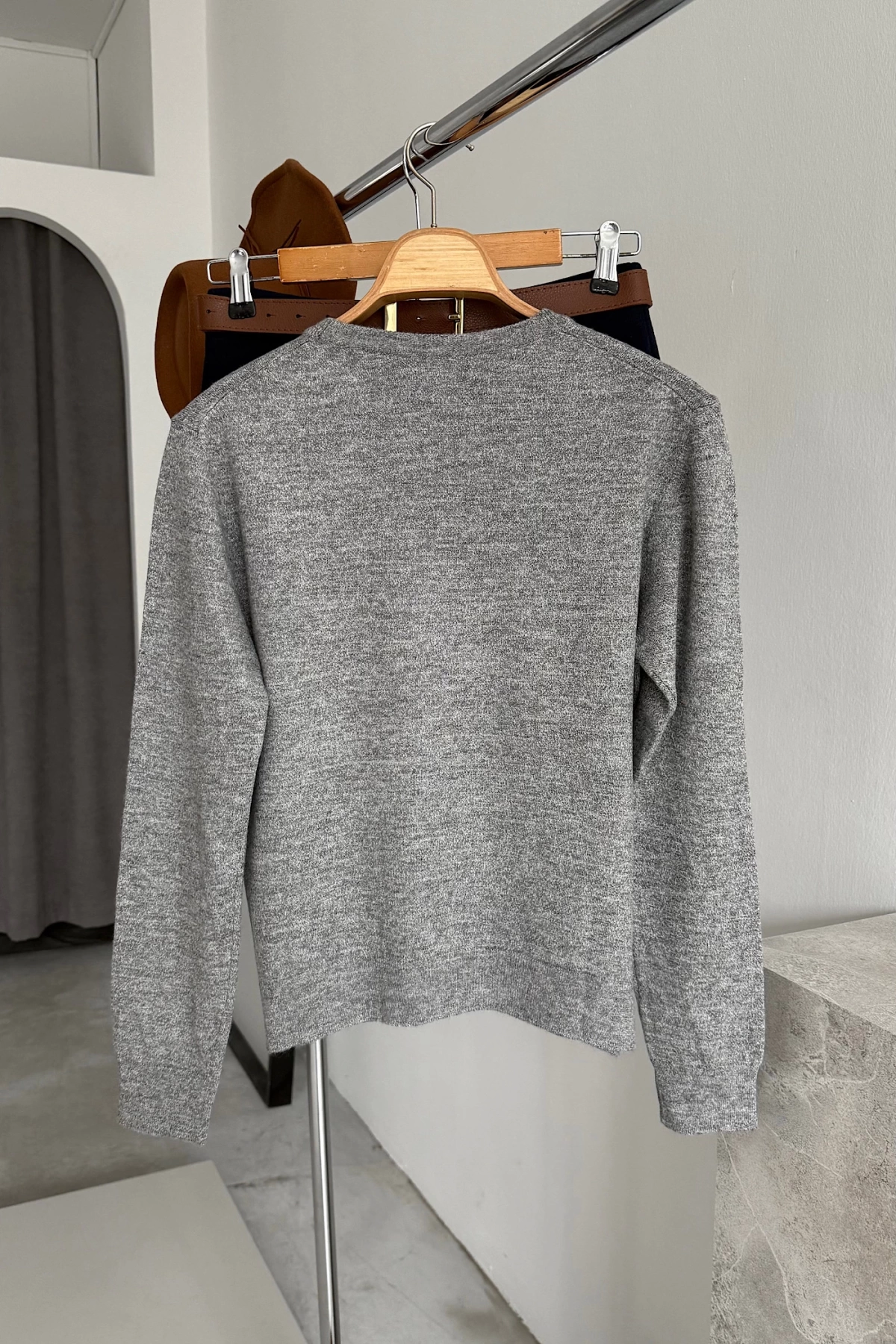 Crew Neck Plain Sweater Gri